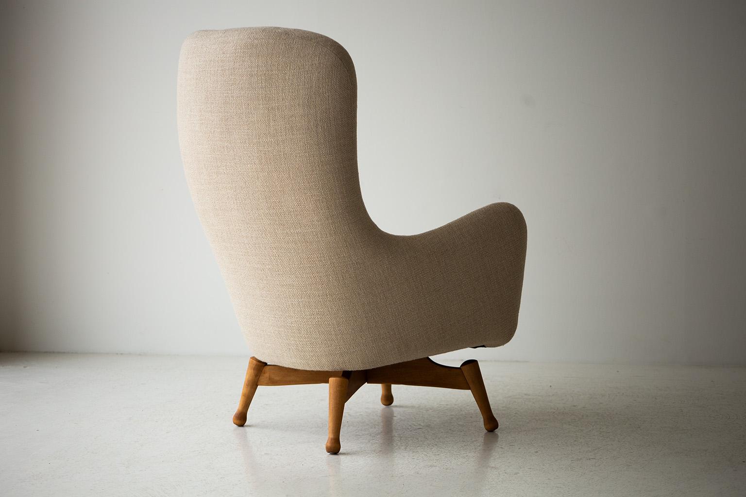 Fabric Mid-Century Modern Viko Baumritter High Back Lounge Chair