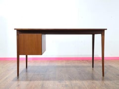 Mid Century Modern Vintage Afromosia Teak Schreibtisch Dänischer Stil
