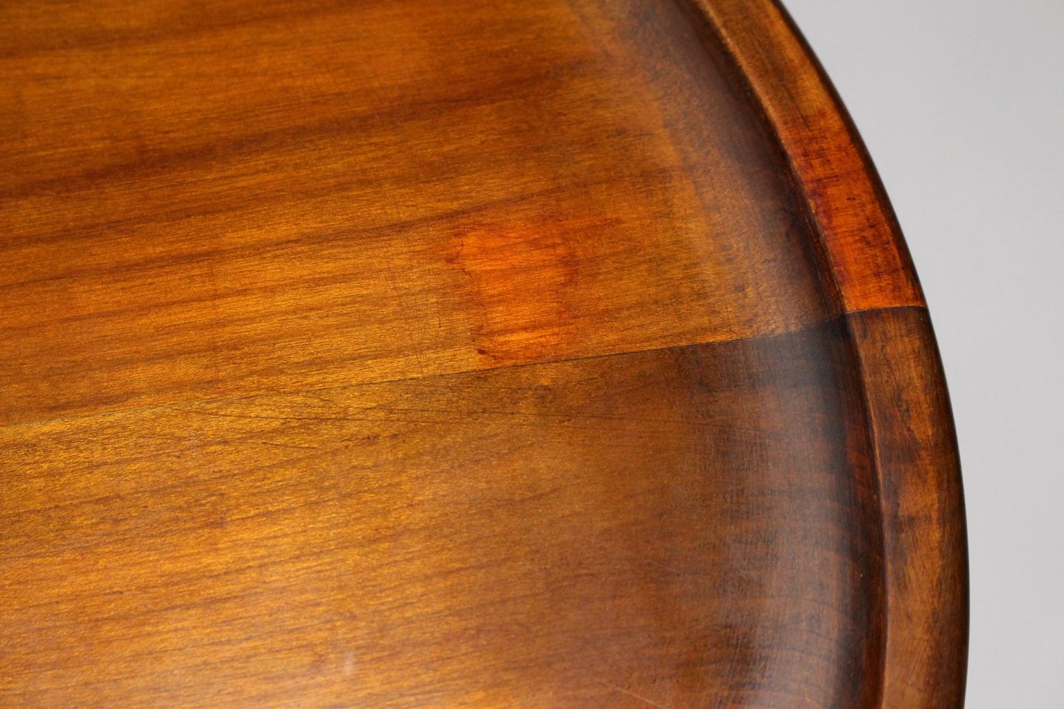Milieu du XXe siècle Table basse vintage en hêtre et cerisier, circa 1950, The Moderns Moderns en vente