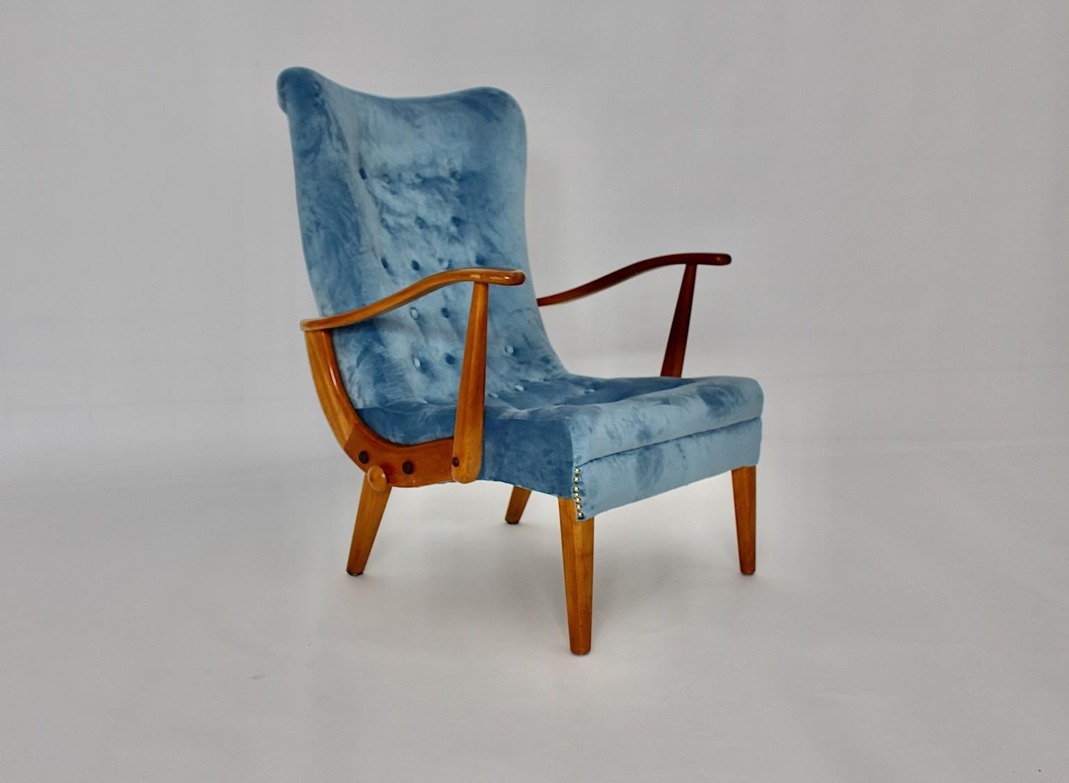 Mid-Century Modern Vintage-Sessel-Loungesessel aus Buche in Blau, Österreich, 1950er Jahre (Moderne der Mitte des Jahrhunderts) im Angebot
