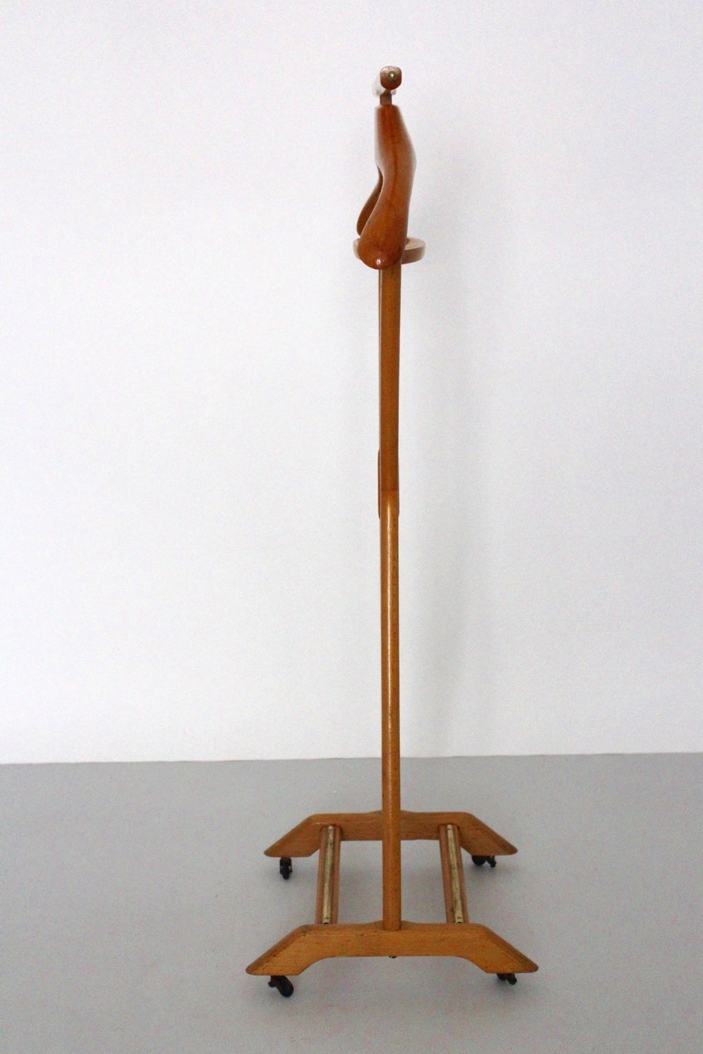 Mid-Century Modern Vintage Buchenholz Valet Stil Ico und Luisa Parisi, 1950er Jahre, Italien (Italienisch) im Angebot