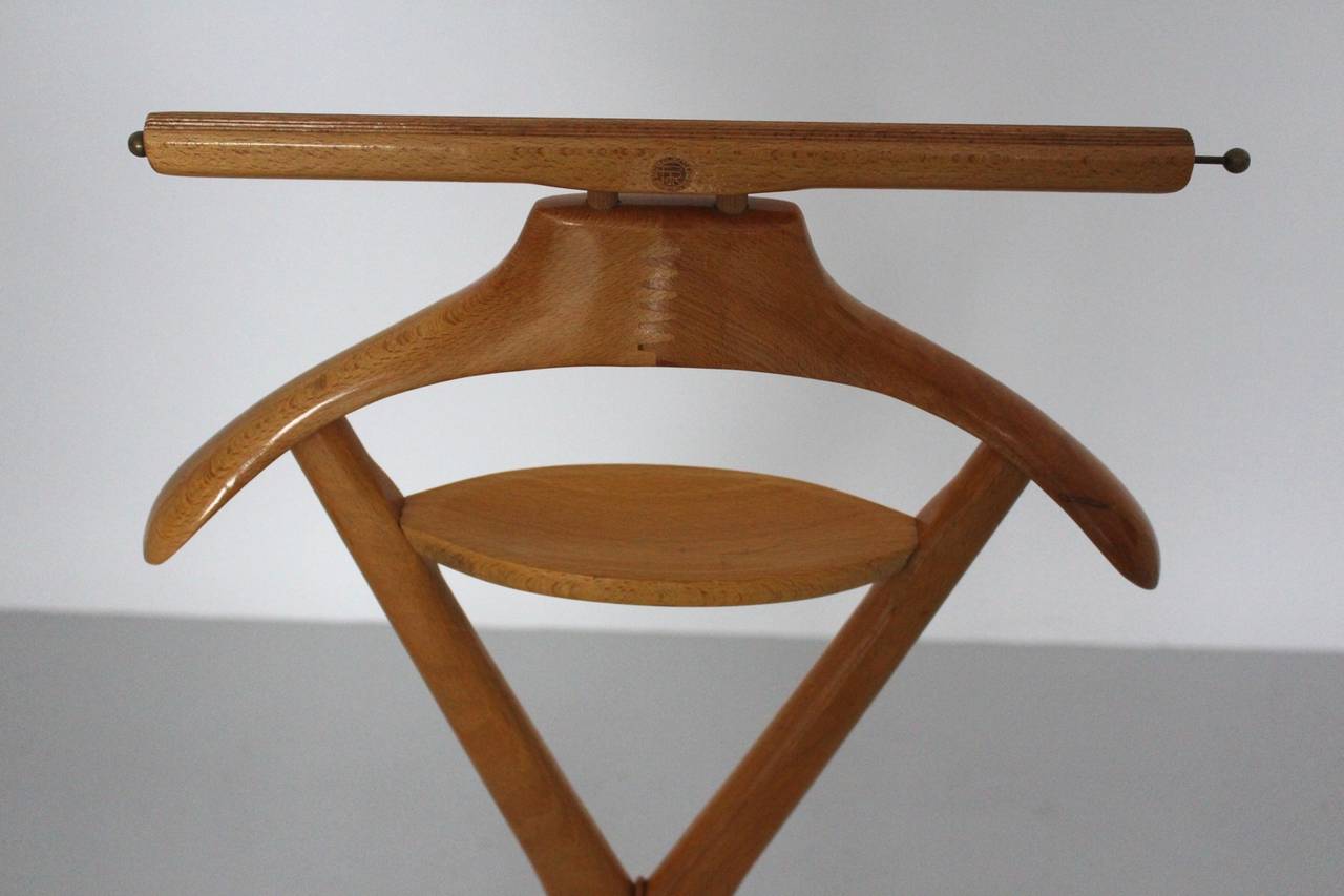 Mid-Century Modern Vintage Beech Valet Style Ico and Luisa Parisi, 1950s, Italy In Good Condition For Sale In Vienna, AT