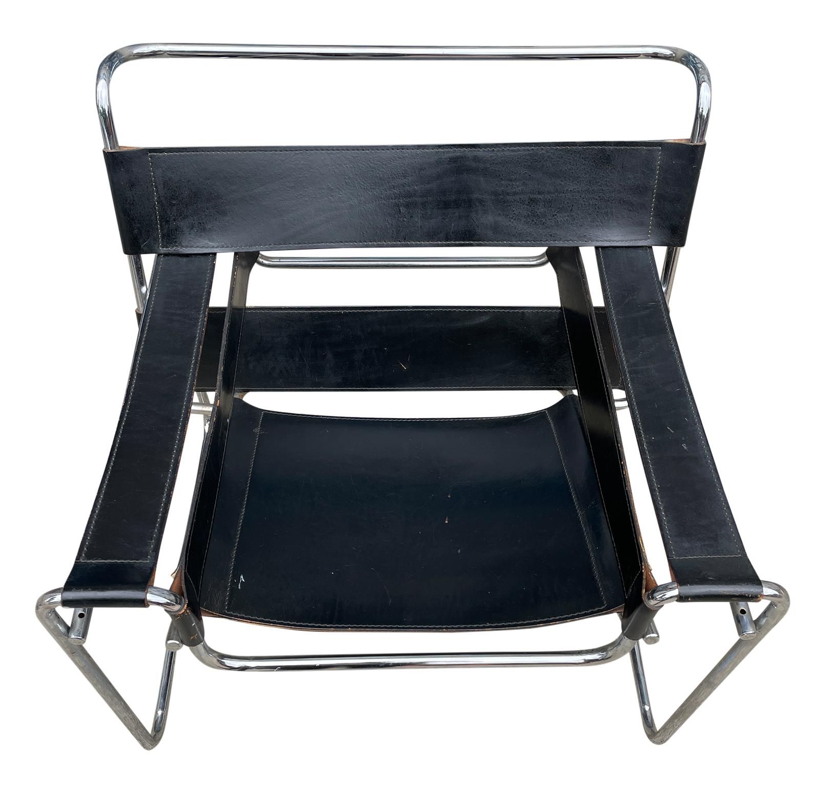 Mid Century modern vintage black leather Wassily lounge chair. Solid end chrome tubes. Shows signs of use to leather all stitching is good. Circa 1970s. Great Chair. Located in Brooklyn NYC. 