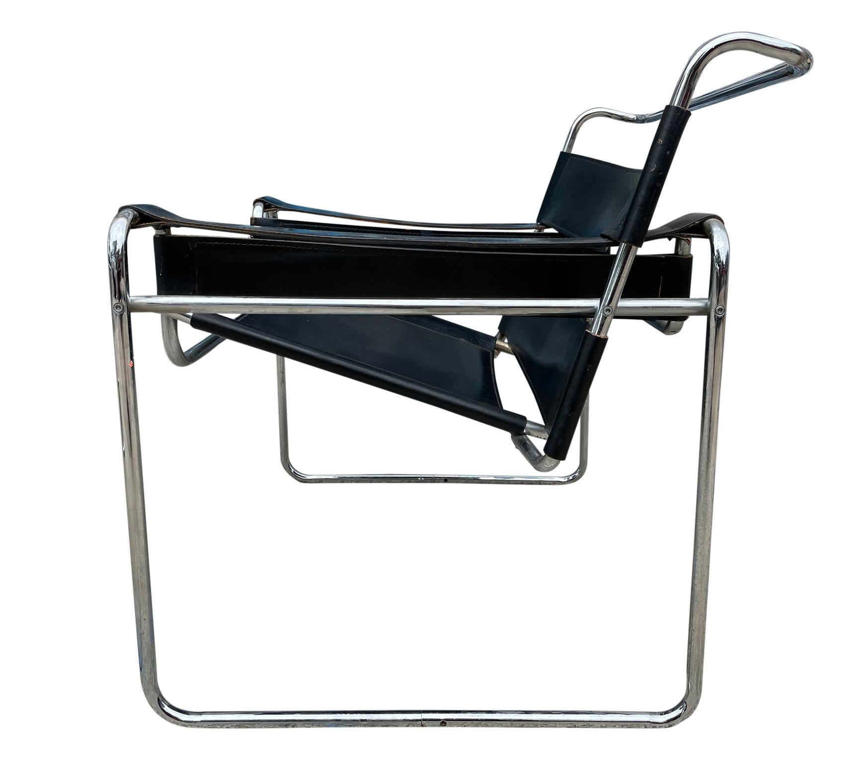 Mid-Century Modern Mid Century modern vintage black leather Wassily lounge chair