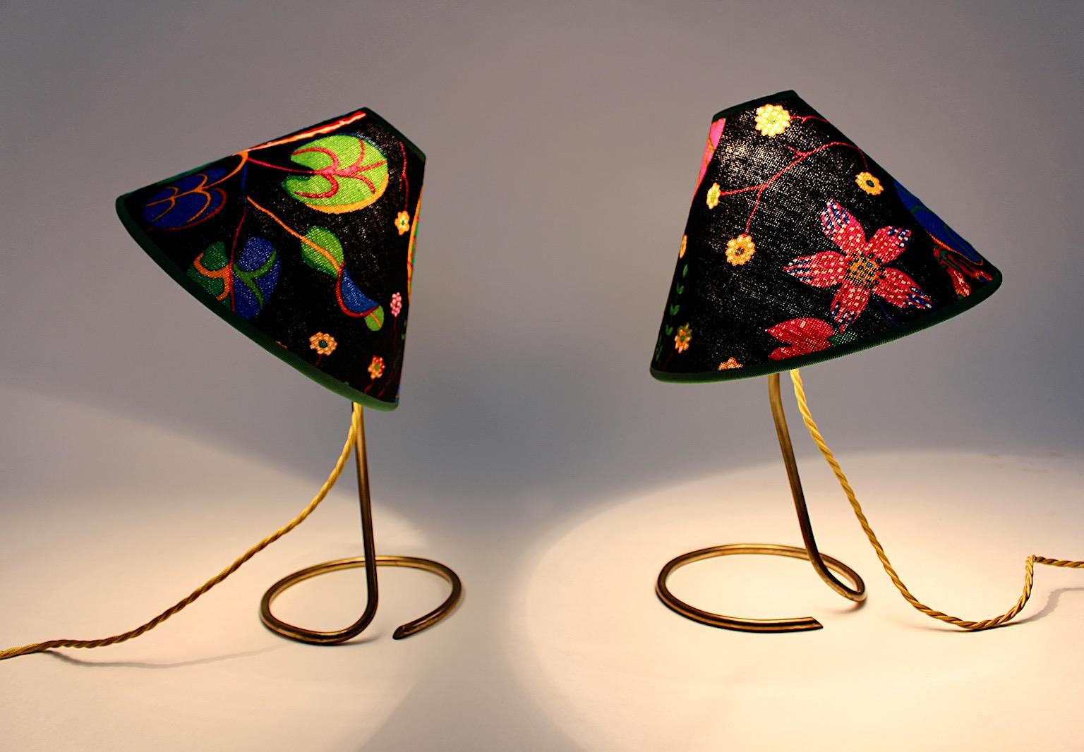 Mid Century Modern Vintage Brass Bedside Lamps Table Lamps Pair Duo Kalmar 1950s en vente 1