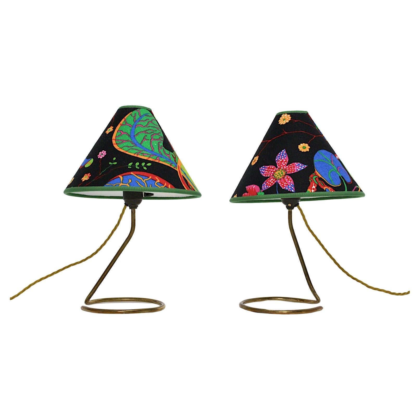 Mid Century Modern Vintage Brass Bedside Lamps Table Lamps Pair Duo Kalmar 1950s en vente