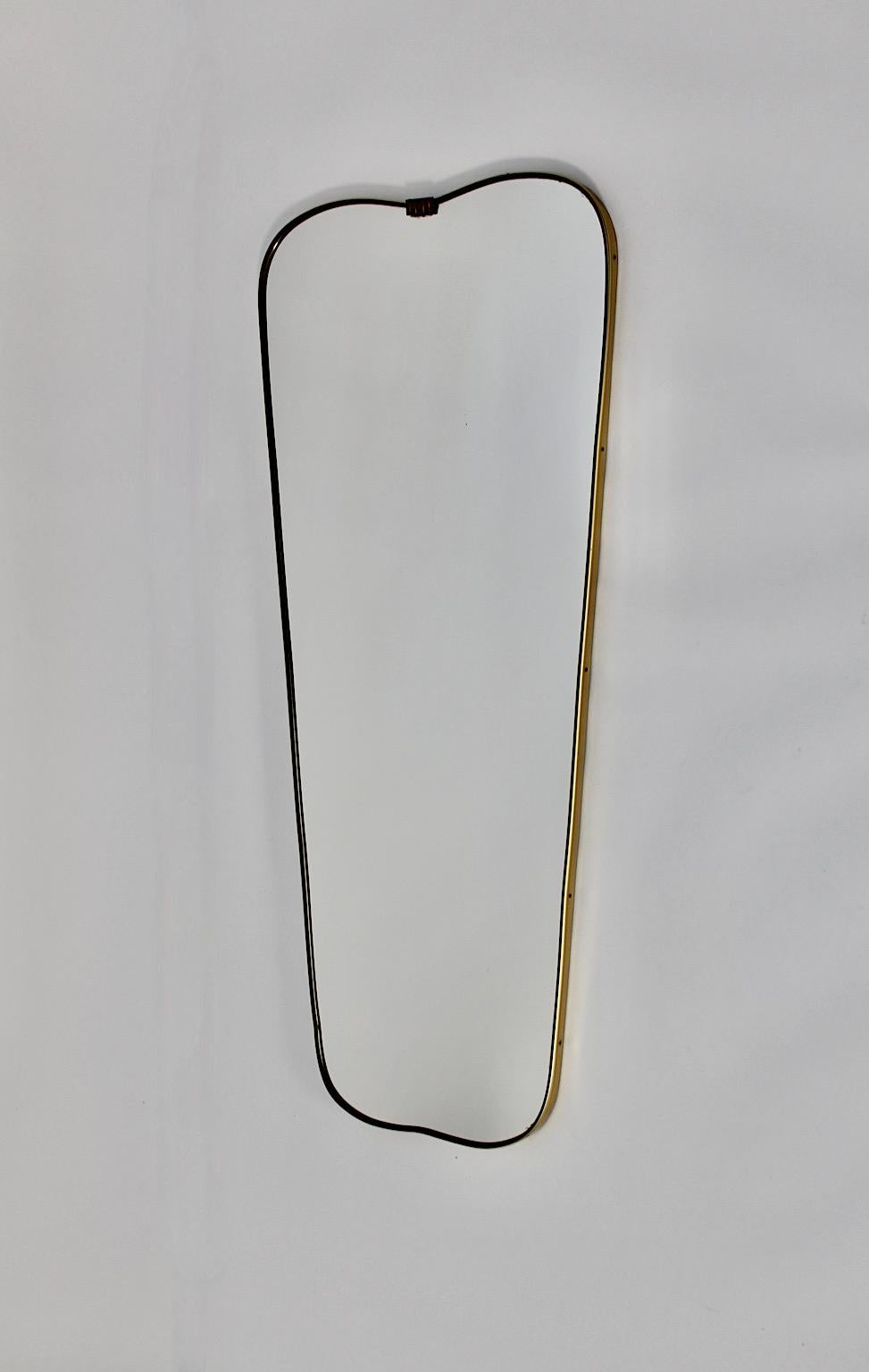Laiton Mid Century Modern Vintage Brass Black Heart Full Length Mirror Miroir mural 1950 en vente