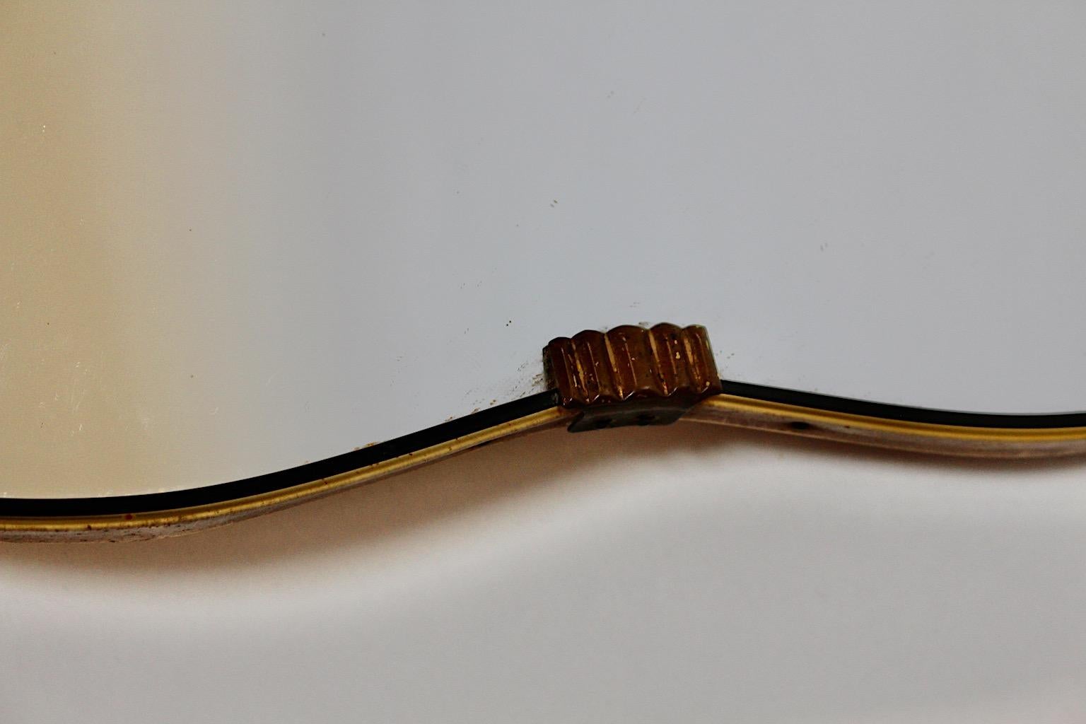 Mid Century Modern Vintage Brass Black Heart Full Length Mirror Miroir mural 1950 en vente 1