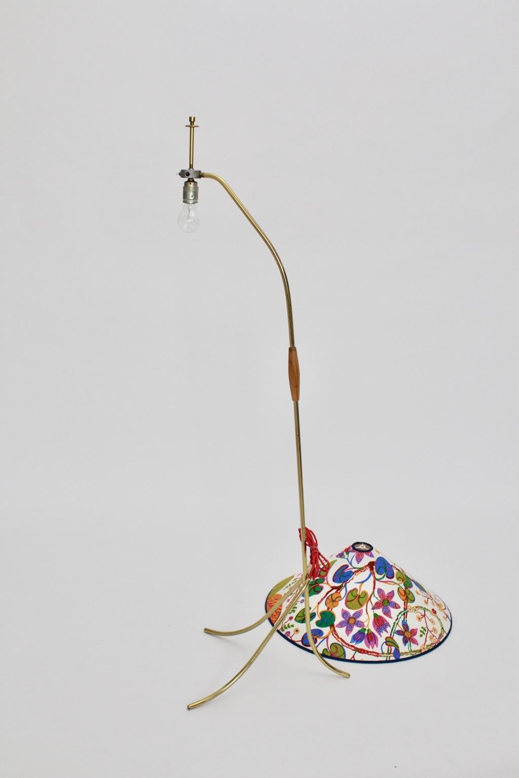 Josef Rupert Nikoll Mid-Century Modern Vintage Stehlampe aus Messing Josef Frank Schirm im Angebot 9