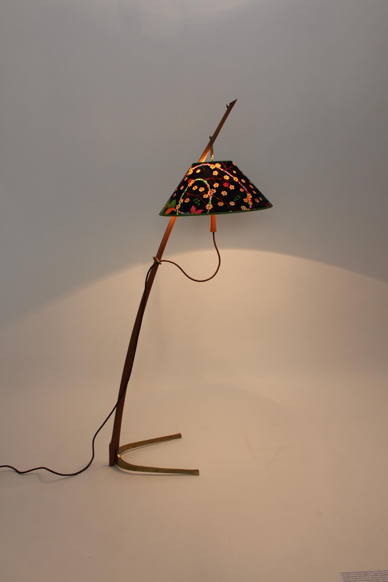 Mid-Century Modern Vintage Brass Walnut Floor Lamp Dornstab J. T. Kalmar Vienna For Sale 7