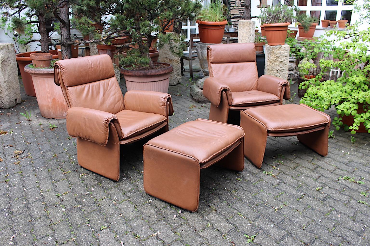 Mid-Century Modern Vintage Brown Leather Two Lounge Chairs and Ottoman 1960 For Sale 1