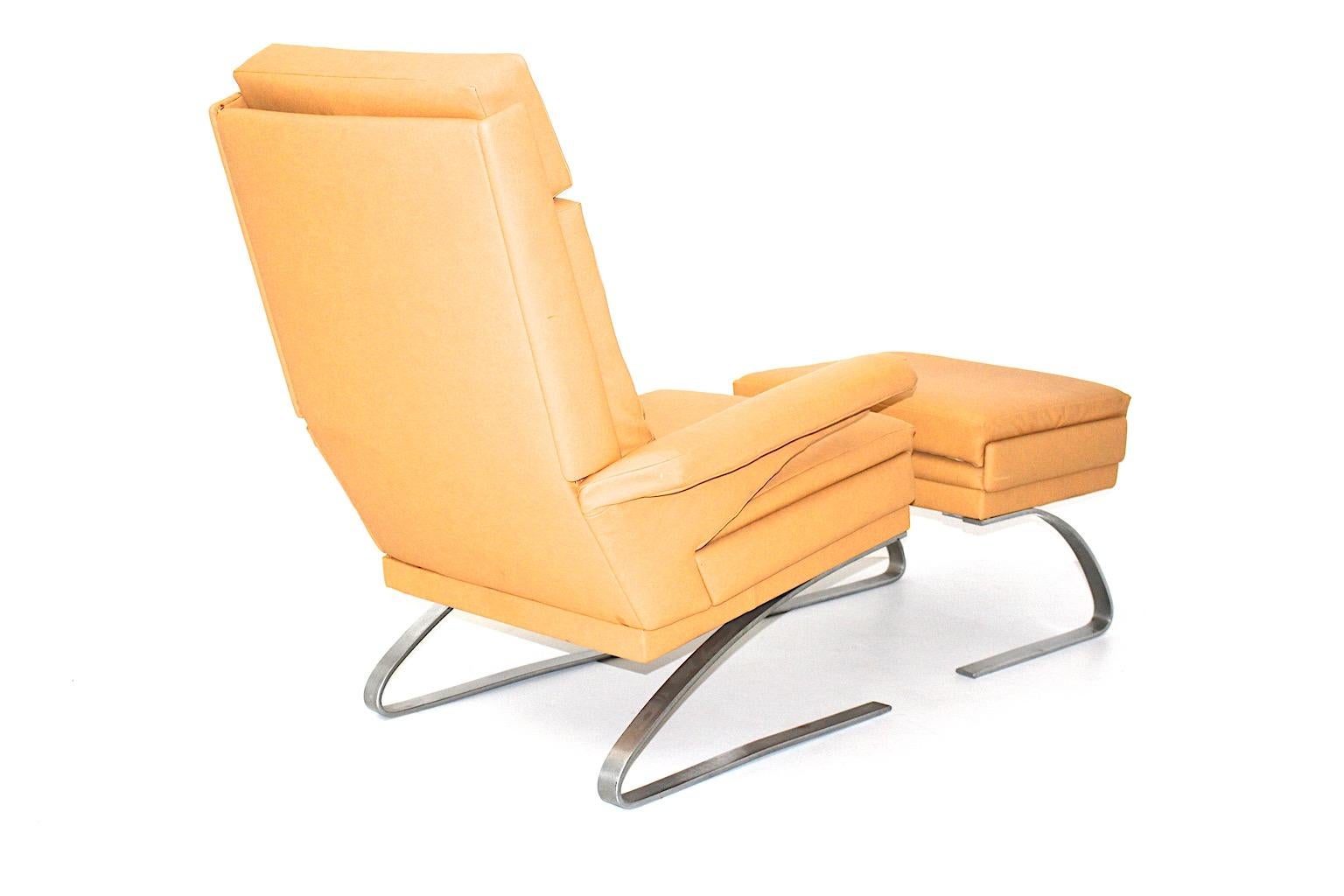 Mid Century Modern Vintage Caramel Faux Leather Lounge Chair with Ottoman 1968 In Good Condition For Sale In Vienna, AT