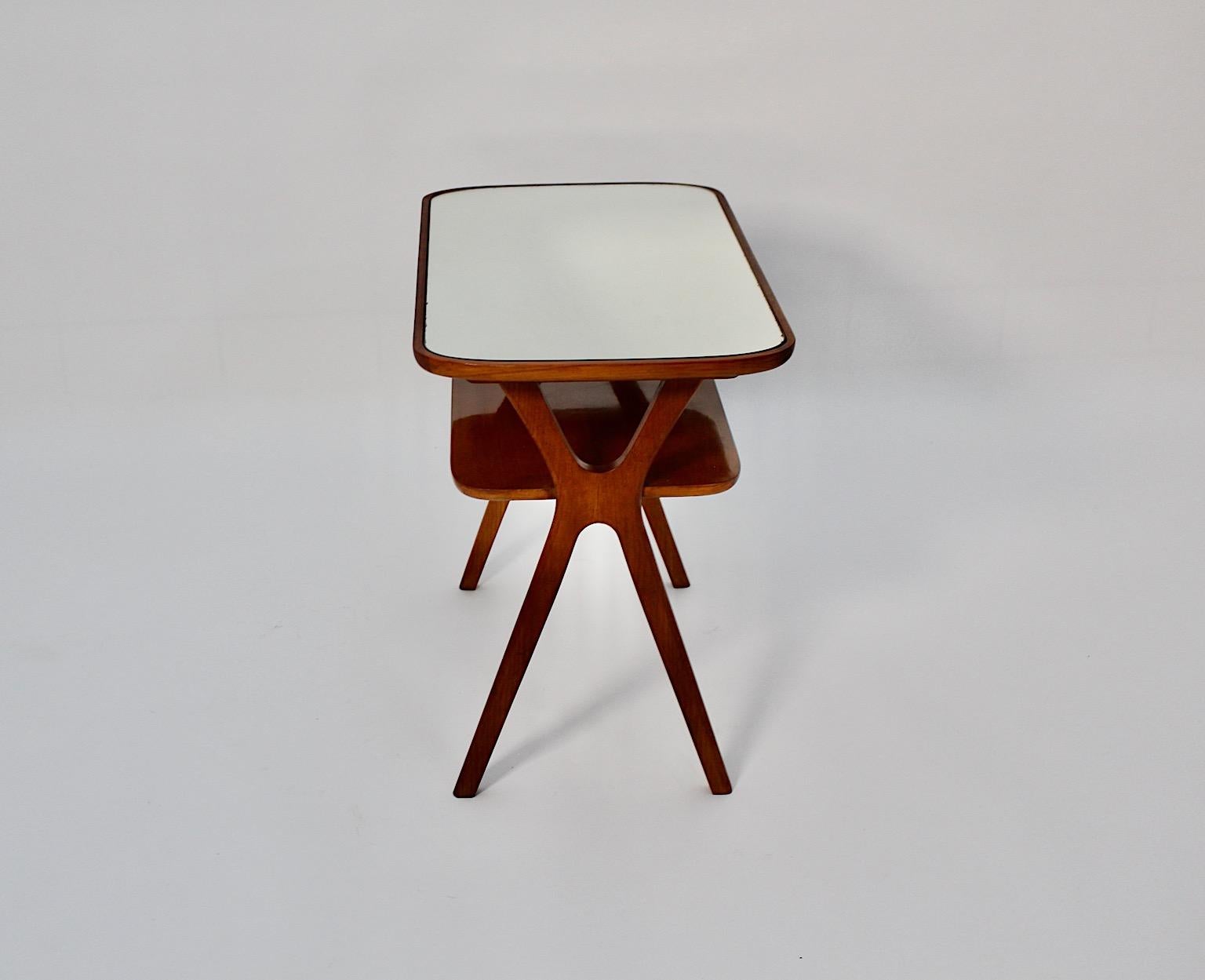 Mid Century Modern Vintage Cherry Side Table Night Stand Ico Parisi 1950s Italy en vente 7
