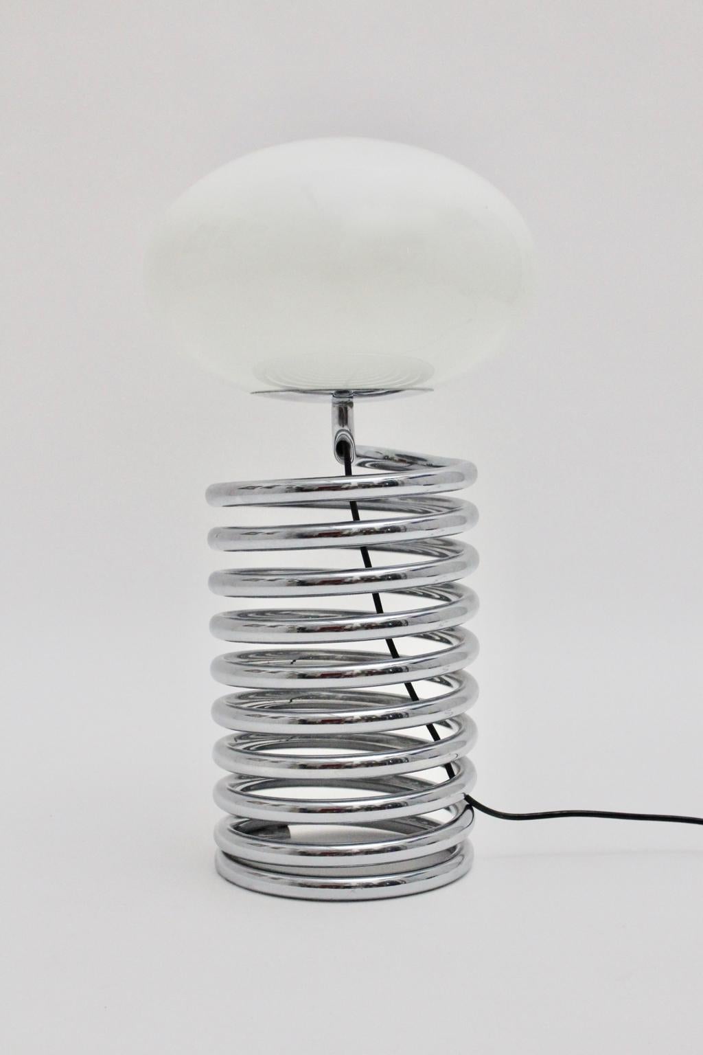 Mid-Century Modern Vintage Chromed Glass Table Lamp by Ingo Maurer 1968, Germany In Good Condition For Sale In Vienna, AT