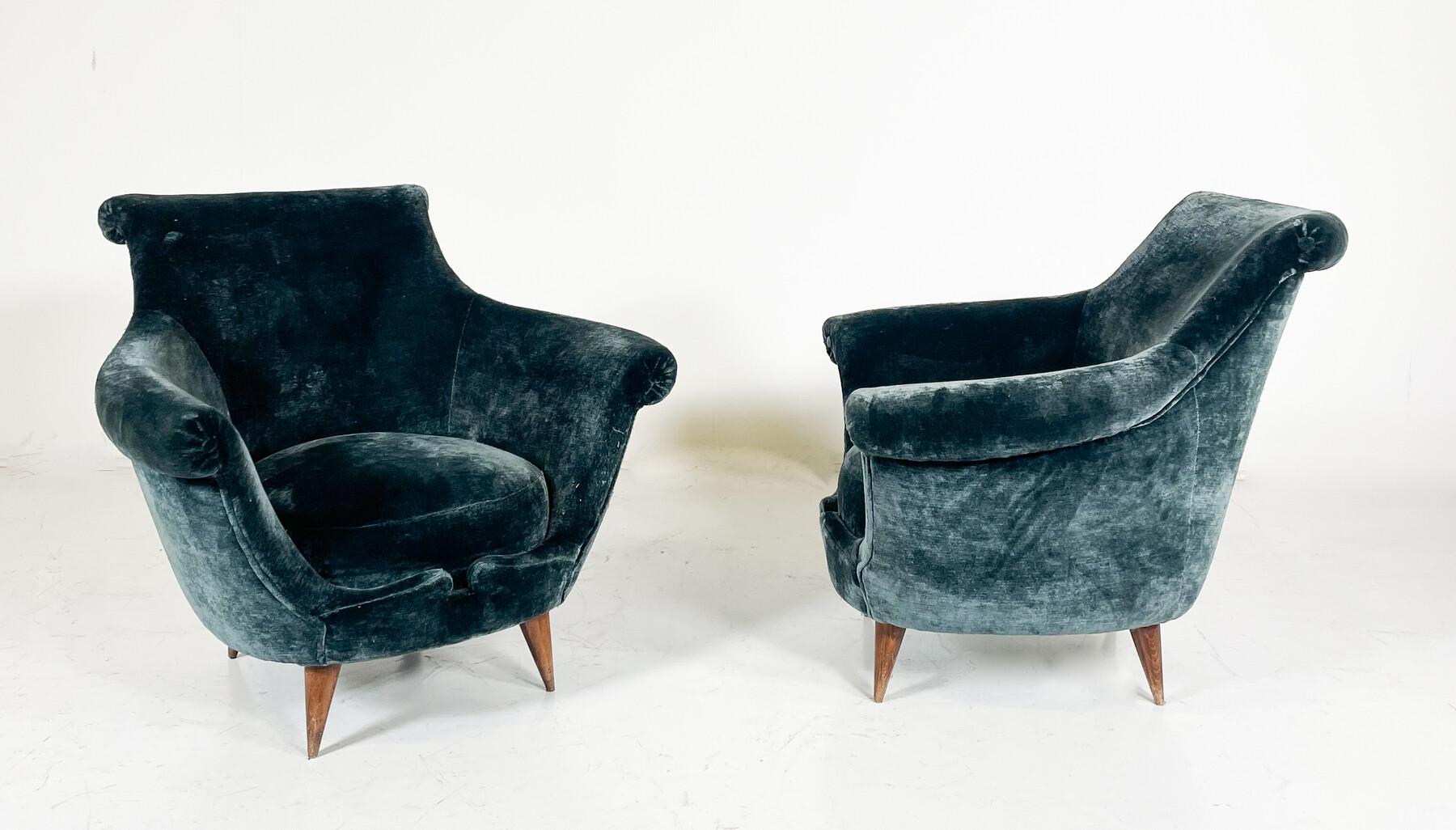 Italian Mid-Century-Modern vintage Club Chair, Italy, 1950S For Sale