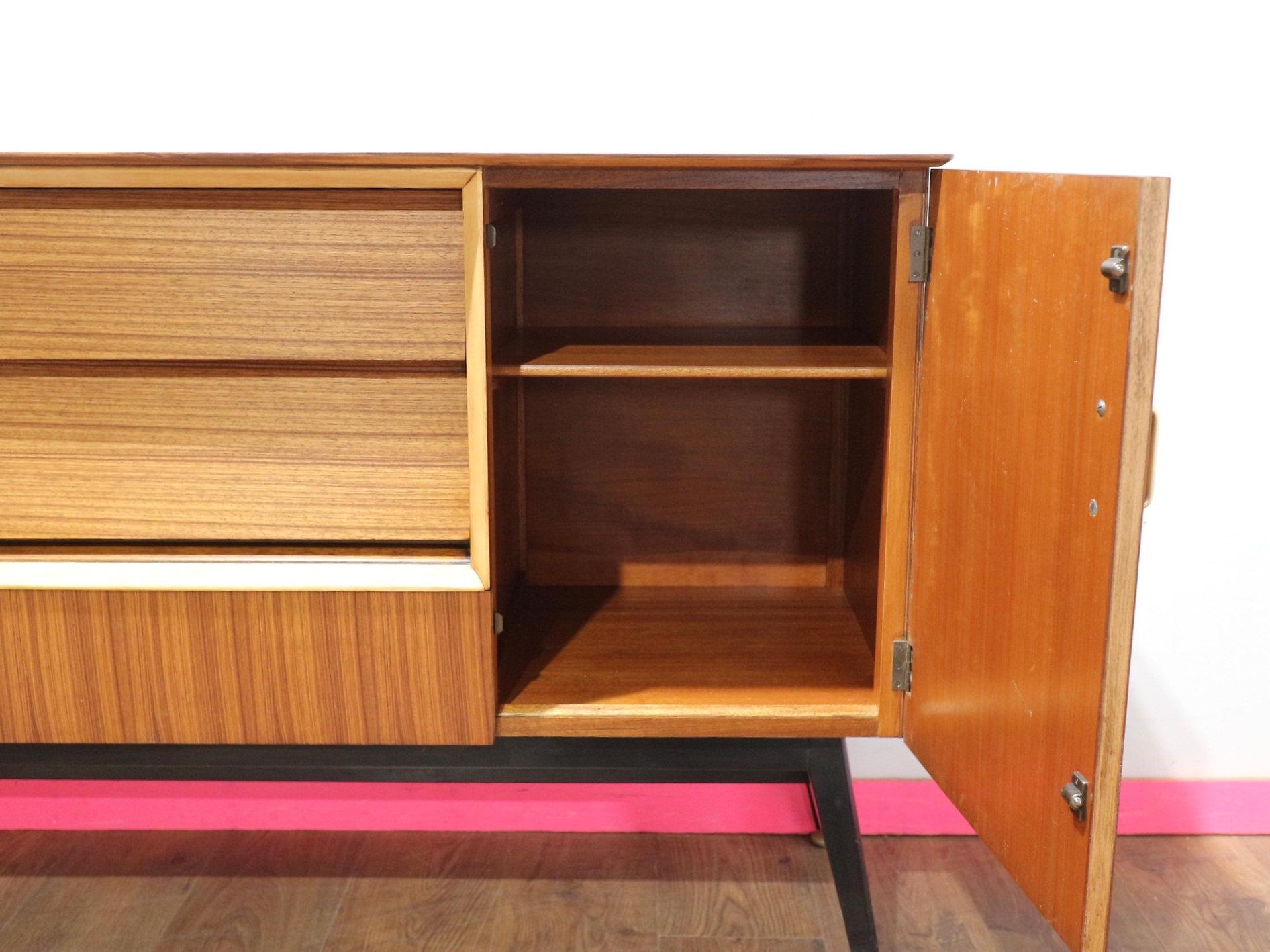 Moderne Mid-Century-Cocktailschrank-Anrichte/Anrichte/Buffetschrank von Beautility 3