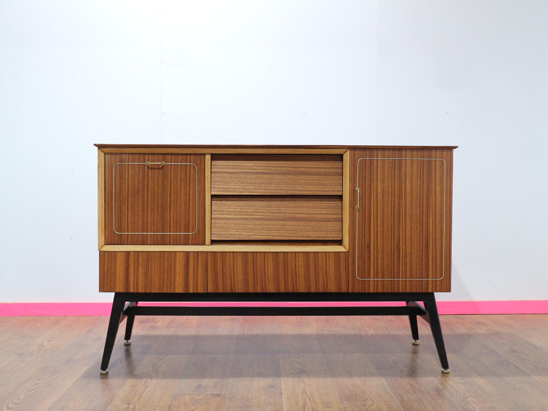 Moderne Mid-Century-Cocktailschrank-Anrichte/Anrichte/Buffetschrank von Beautility 5
