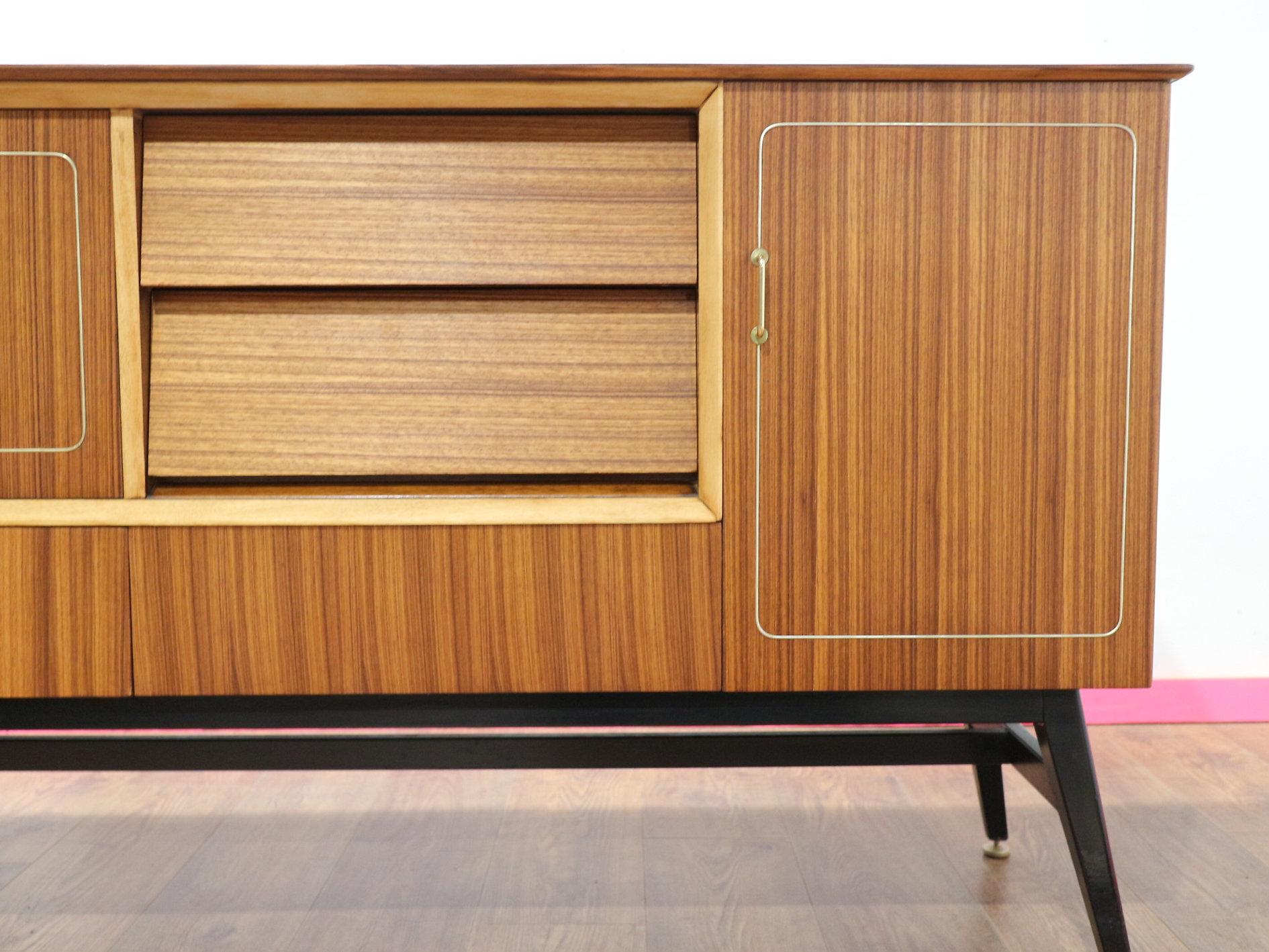 Moderne Mid-Century-Cocktailschrank-Anrichte/Anrichte/Buffetschrank von Beautility 7