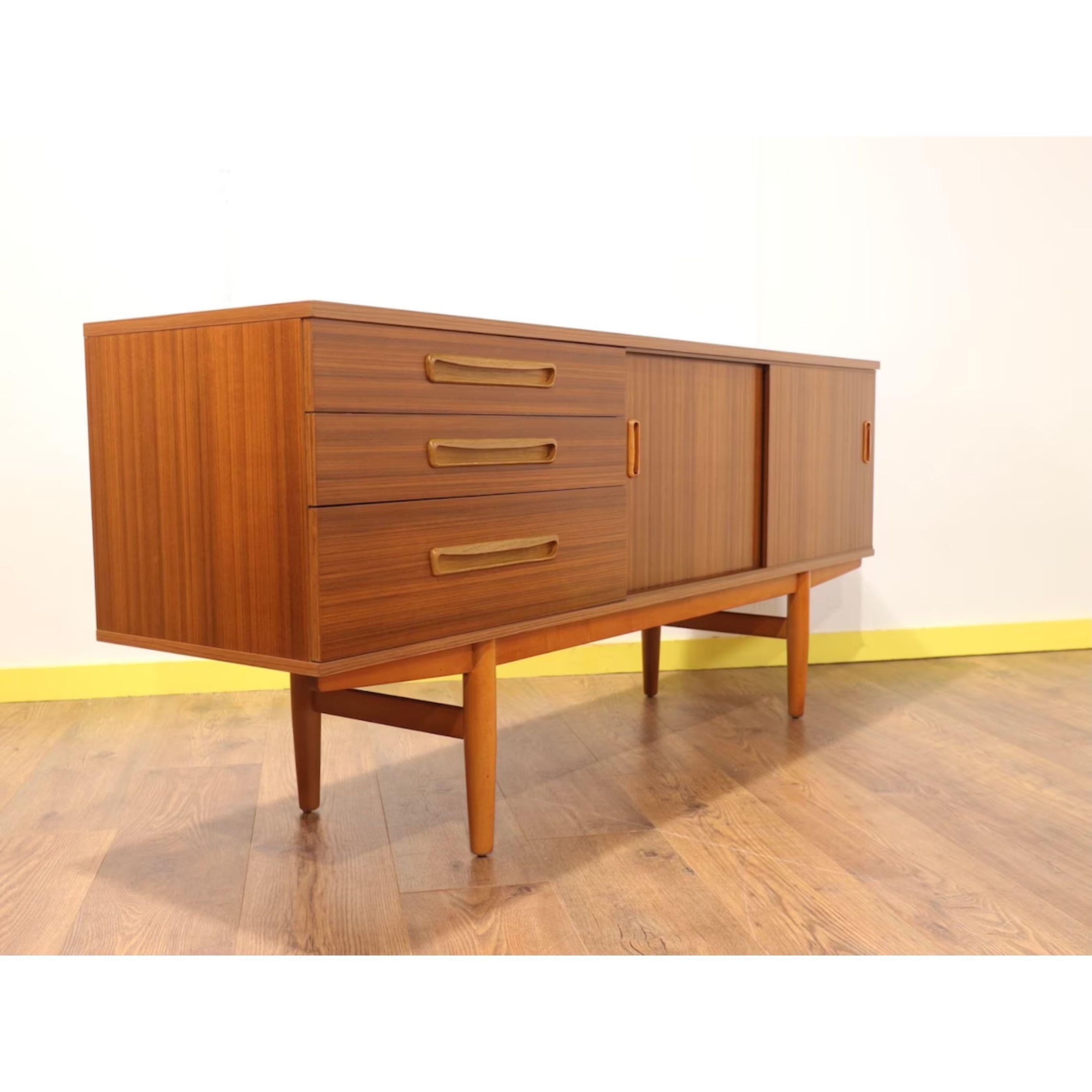 jazlynn credenza