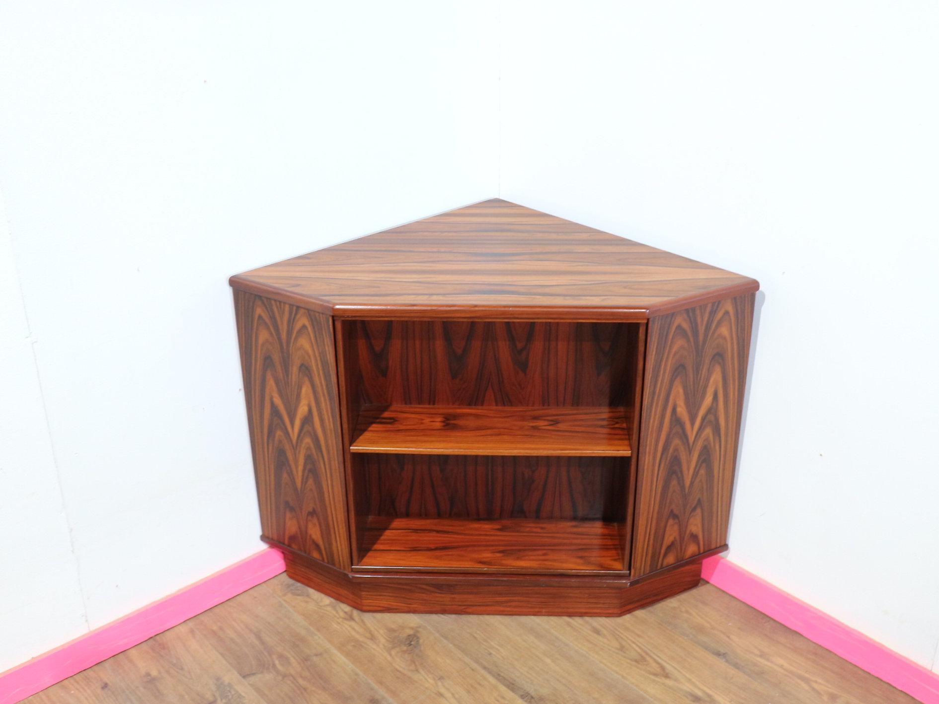 Modernité du milieu de siècle Vintage danois Hidden Barcart Drinks Cabinet Rosewood 5