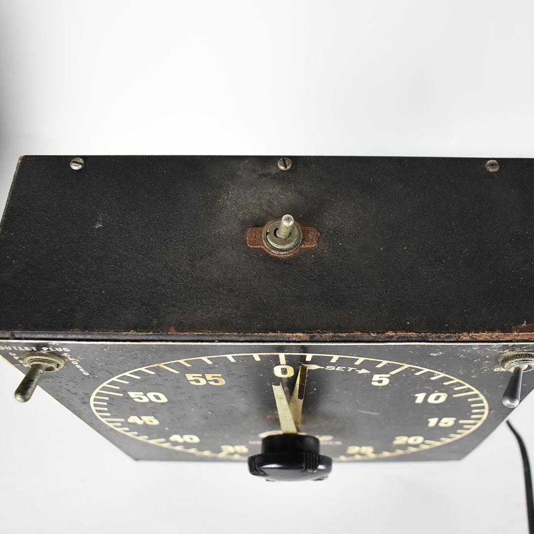 American Mid-Century Modern Vintage Darkroom Photography Timer with Outlet