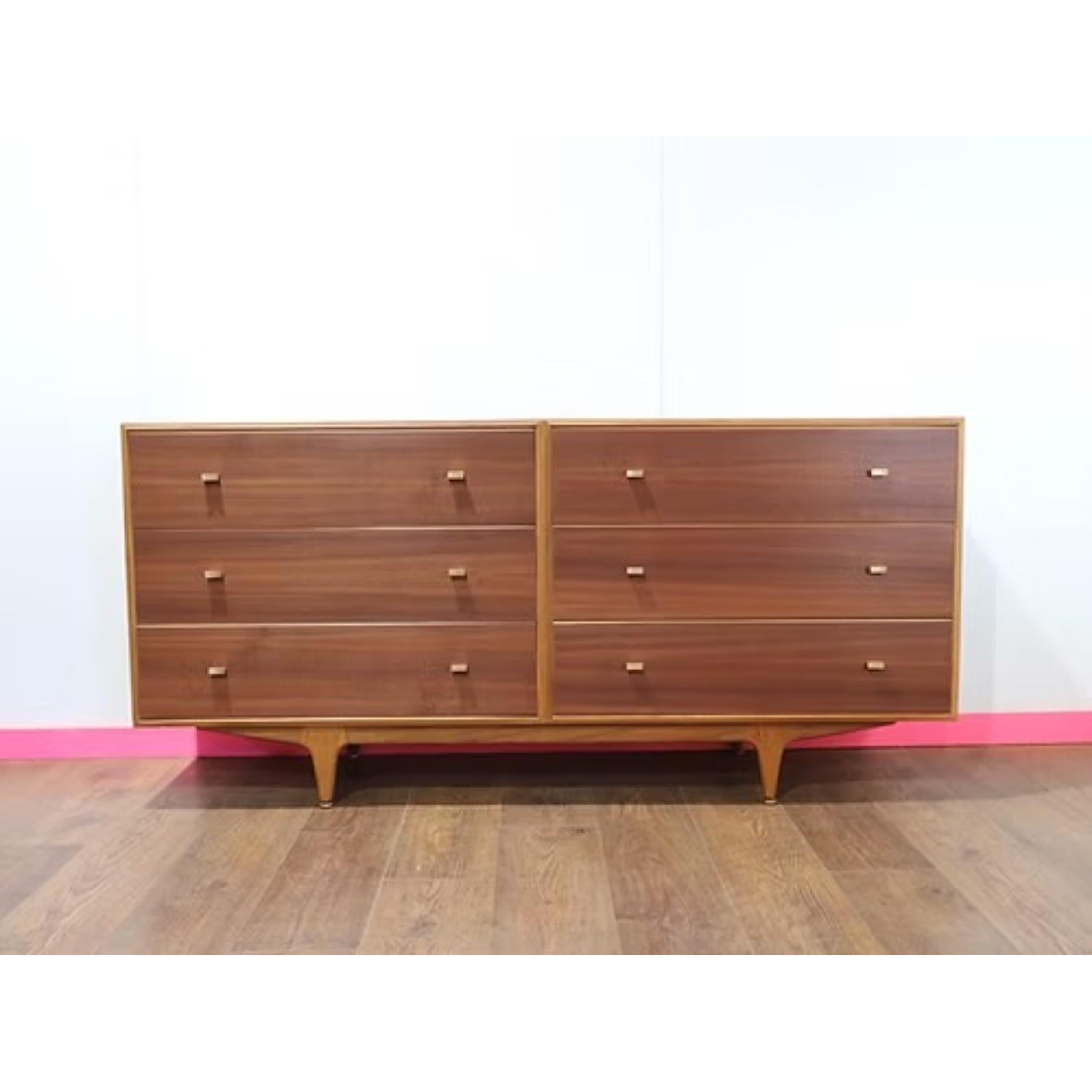 Commode Vintage Moderne du milieu du siècle Commode Banque de Tiroirs par Mcintosh en vente 4