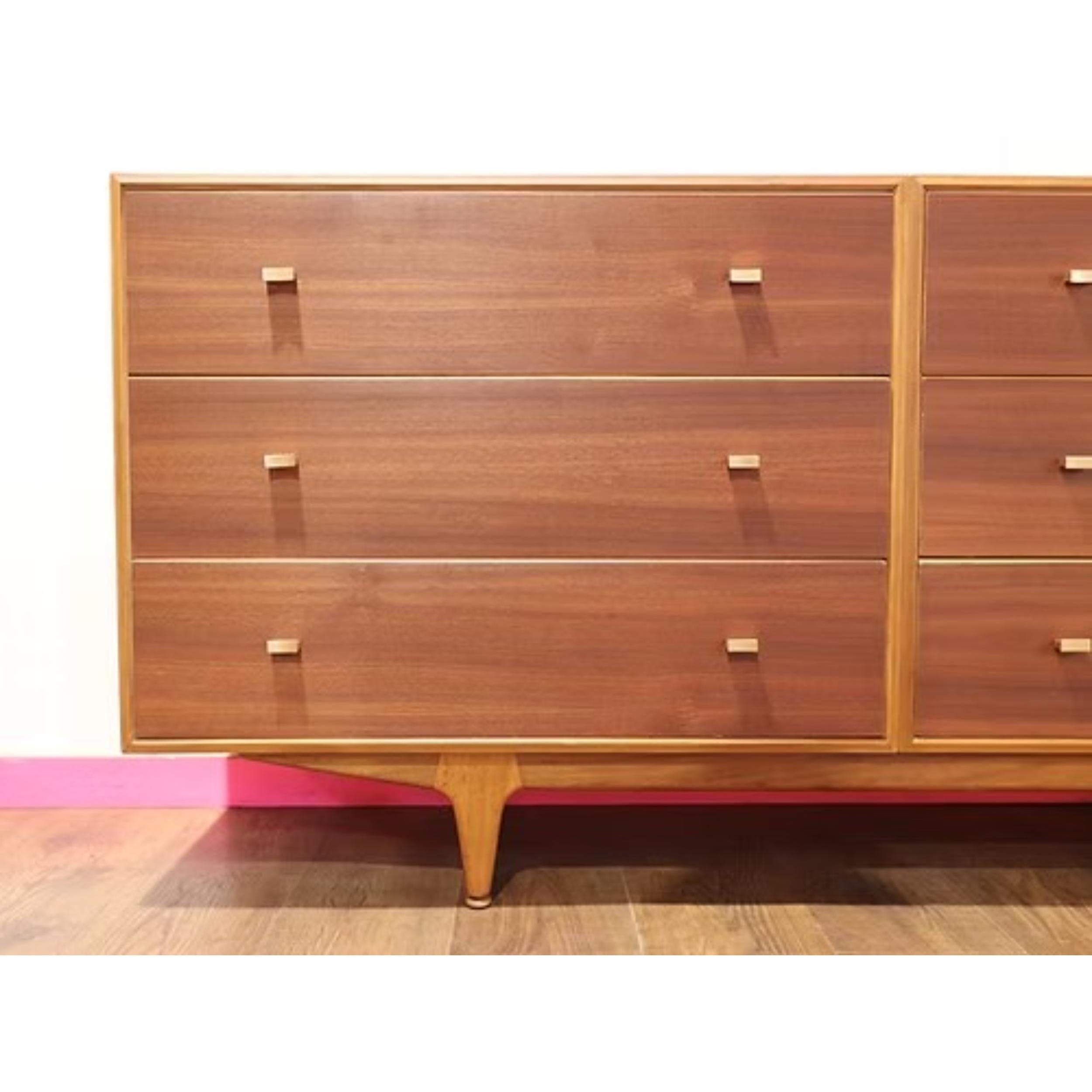 Britannique Commode Vintage Moderne du milieu du siècle Commode Banque de Tiroirs par Mcintosh en vente
