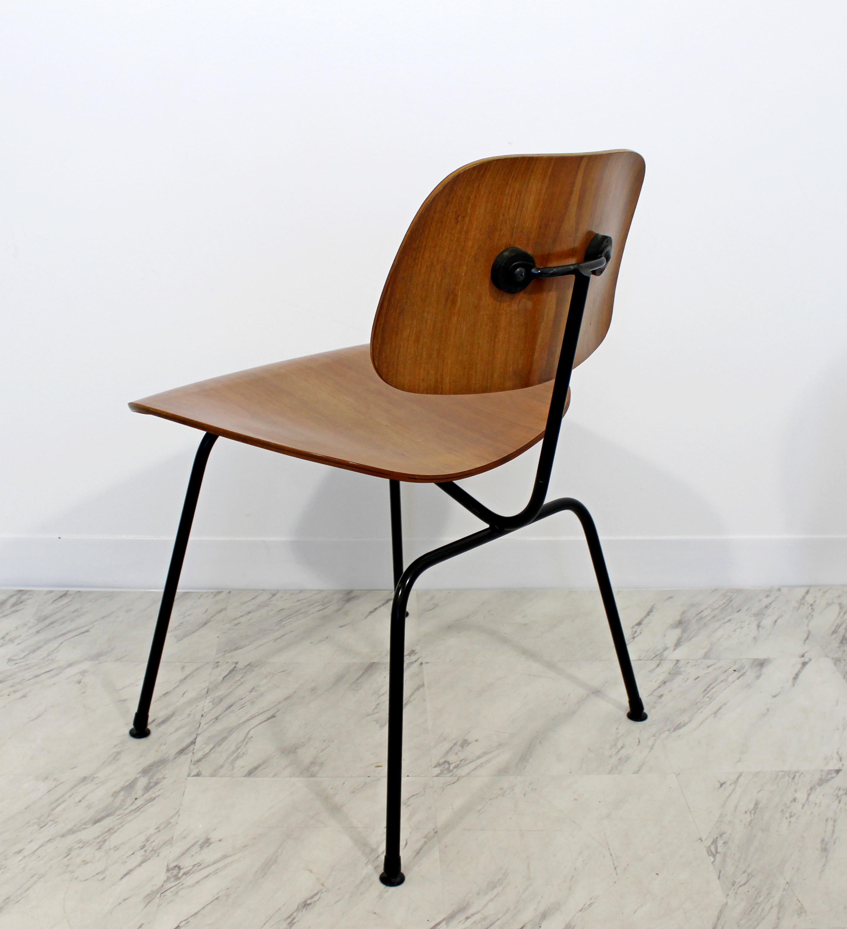 Mid-Century Modern Vintage Eames DCM Lounge Desk Chair by Herman Miller 1