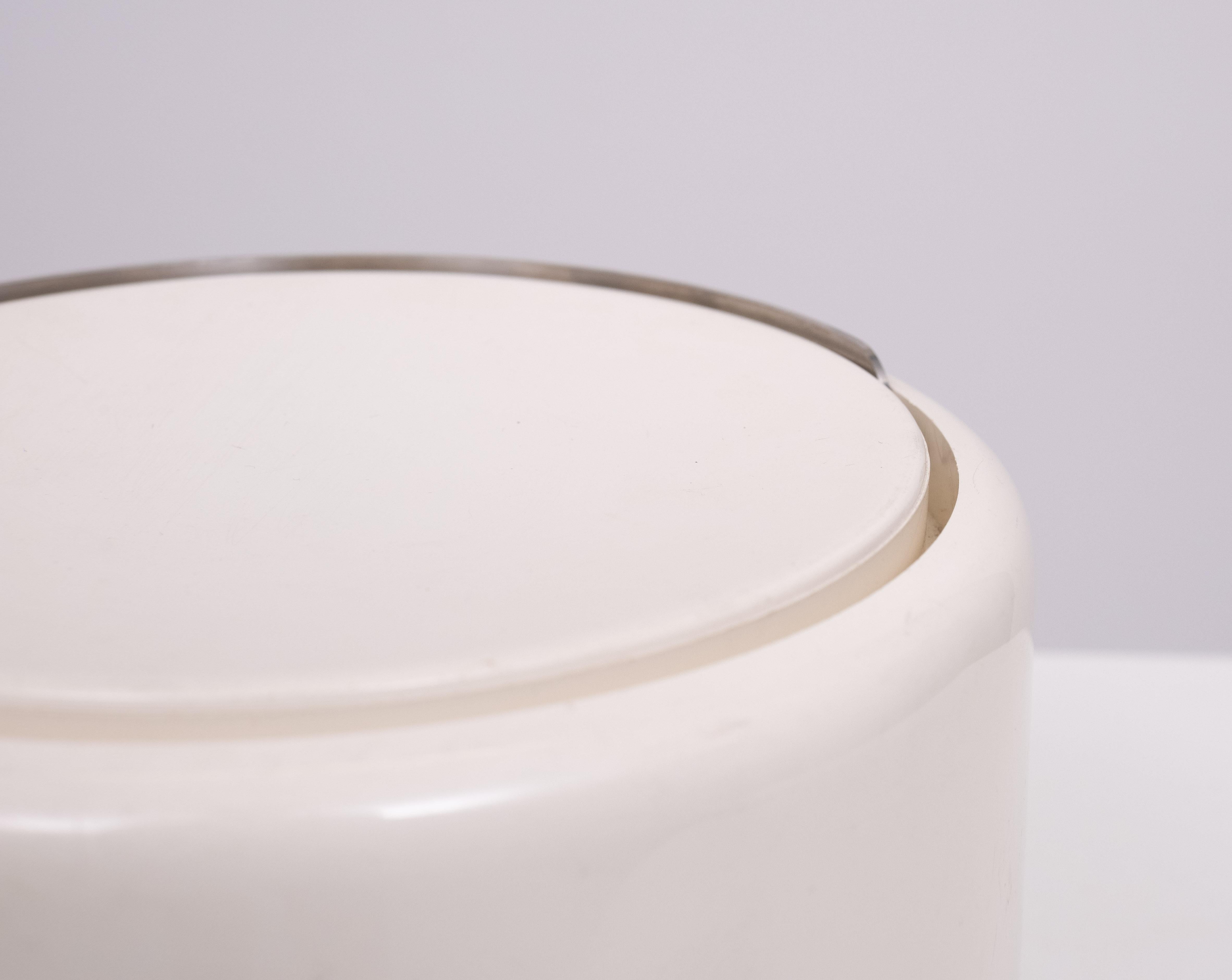Mid-century modern vintage Erik Magnussen for Stelton plastic ice bucket no. 860 For Sale 1