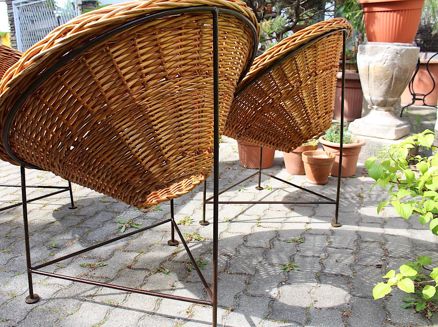 Mid-Century Modern Vintage Four Vintage Willow Lounge Patio Chairs 1950s Austria For Sale 9