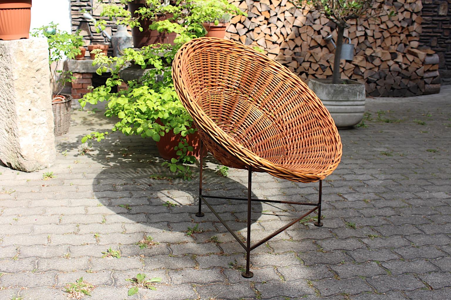 Mid-Century Modern Vintage Four Vintage Willow Lounge Patio Chairs 1950s Austria For Sale 11
