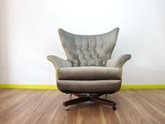 Mid-Century Modern Vintage G-Plan 6250 Lounge Blofeld Swivel Chair
