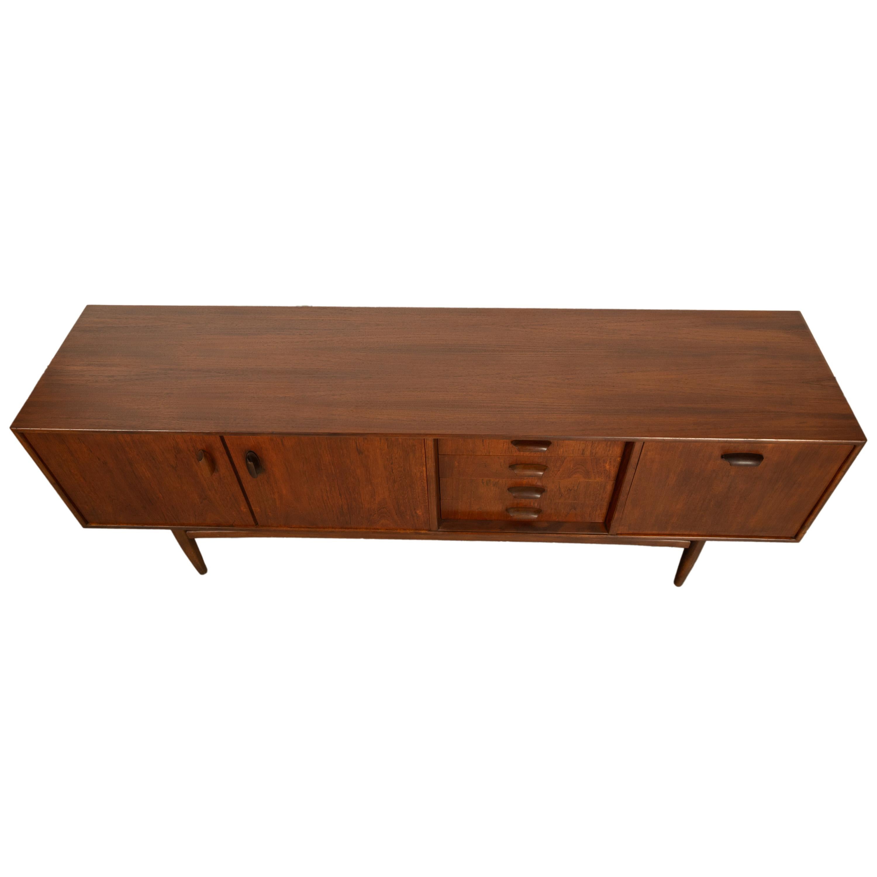 Credenza lunga in teak G-Plan 