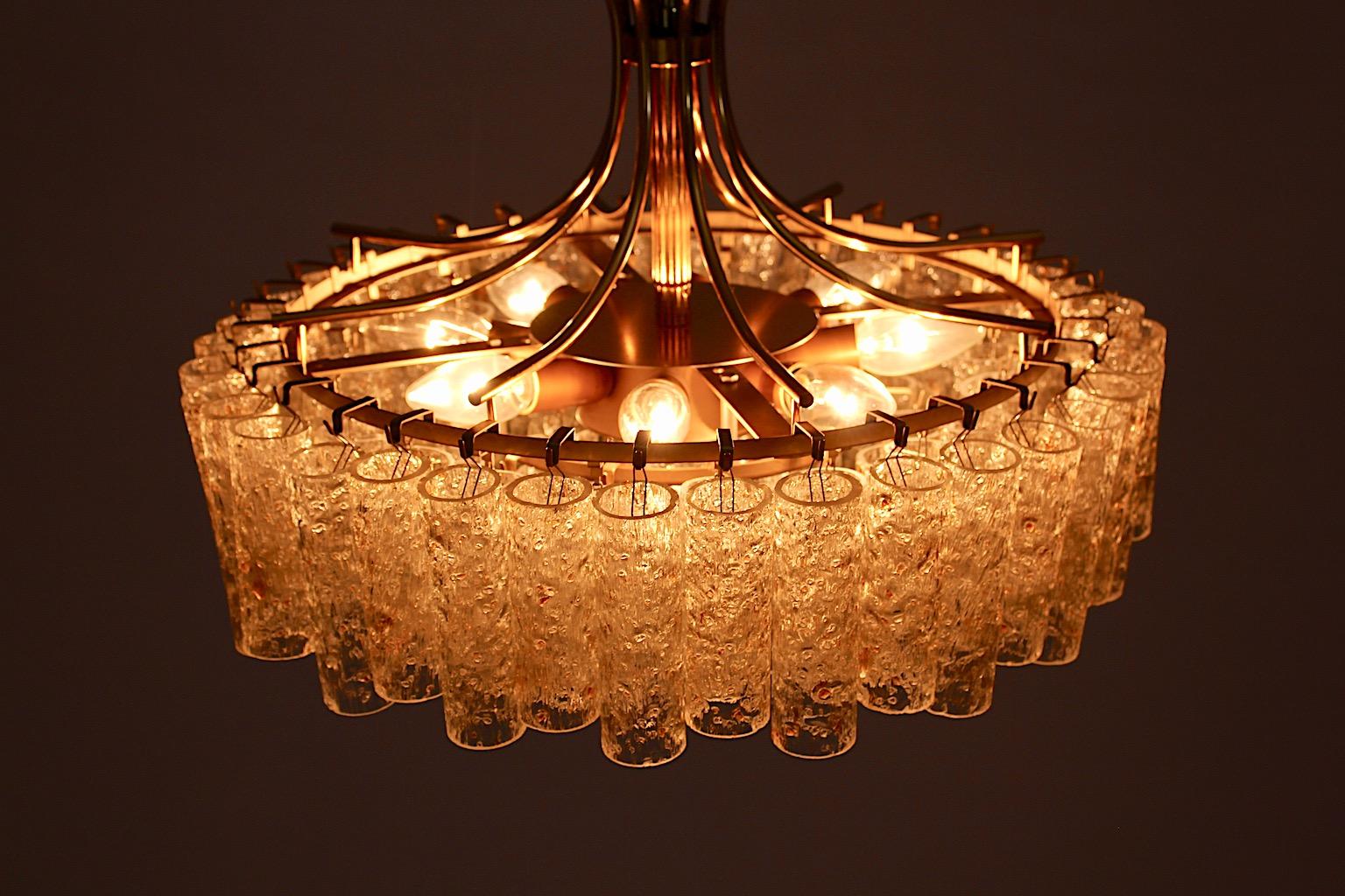 Runder Vintage-Kronleuchter aus Glas und Messing, Mid-Century Modern, Doria, Deutschland, 1970er Jahre im Angebot 9