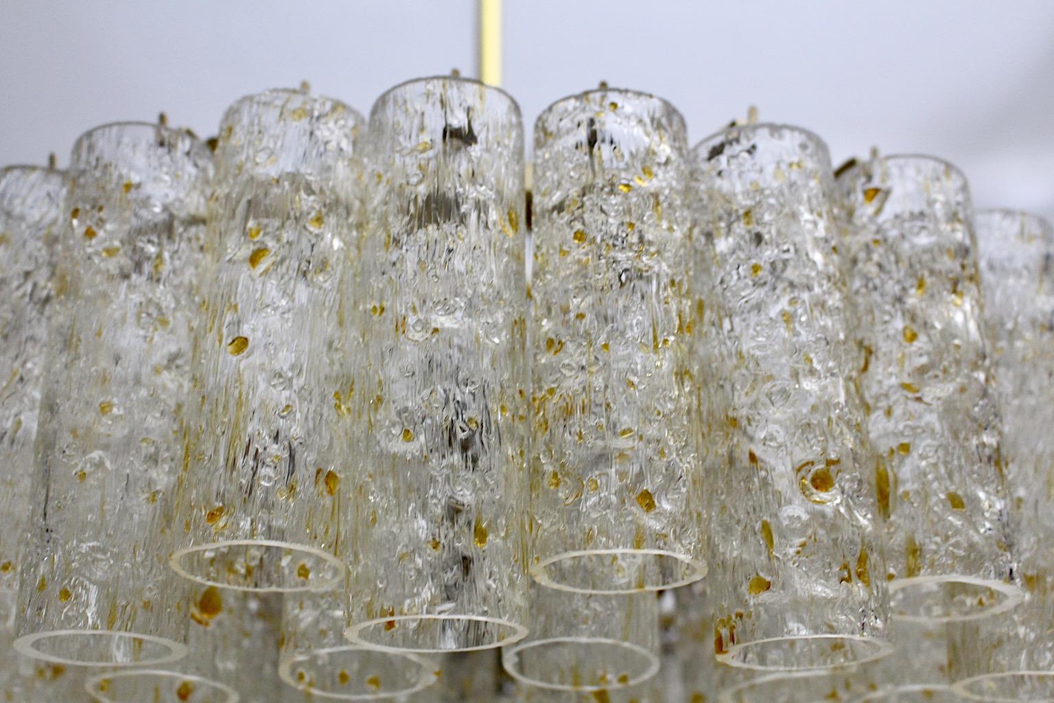Runder Vintage-Kronleuchter aus Glas und Messing, Mid-Century Modern, Doria, Deutschland, 1970er Jahre im Angebot 3