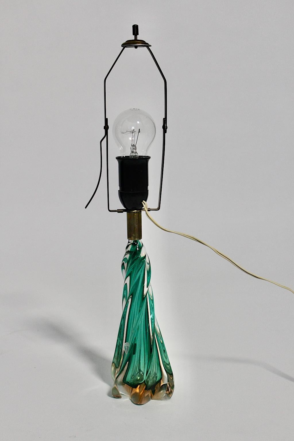 Mid-Century Modern Vintage Glass Green Gold Table Lamp, 1950s, Italy For Sale 4