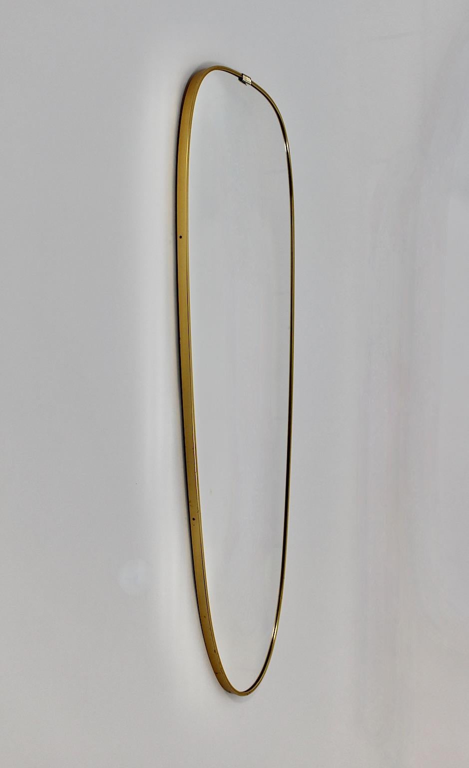 Mid Century Modern Vintage Golden Brass Full Length Mirror Floor Mirror 1950s  In Good Condition For Sale In Vienna, AT