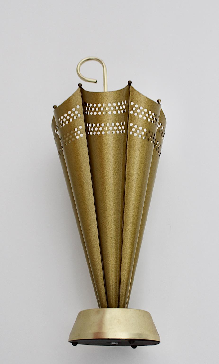 Mid-Century Modern Vintage Golden Metal Brass Umbrella Stand 1950s Austria In Good Condition For Sale In Vienna, AT