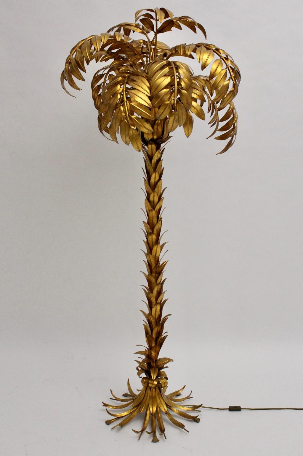 Hollywood Regency-Stil Vintage Stehlampe mit goldener Palme von Hans Kögl, um 1970  (Ende des 20. Jahrhunderts)