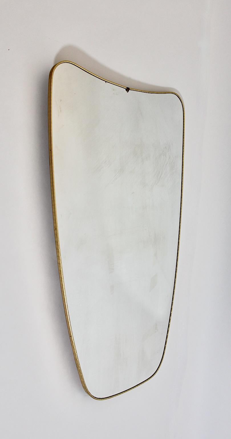 Mid Century Modern Vintage Golden Plastic Brass Full Length Mirror Huge 1950s im Angebot 3