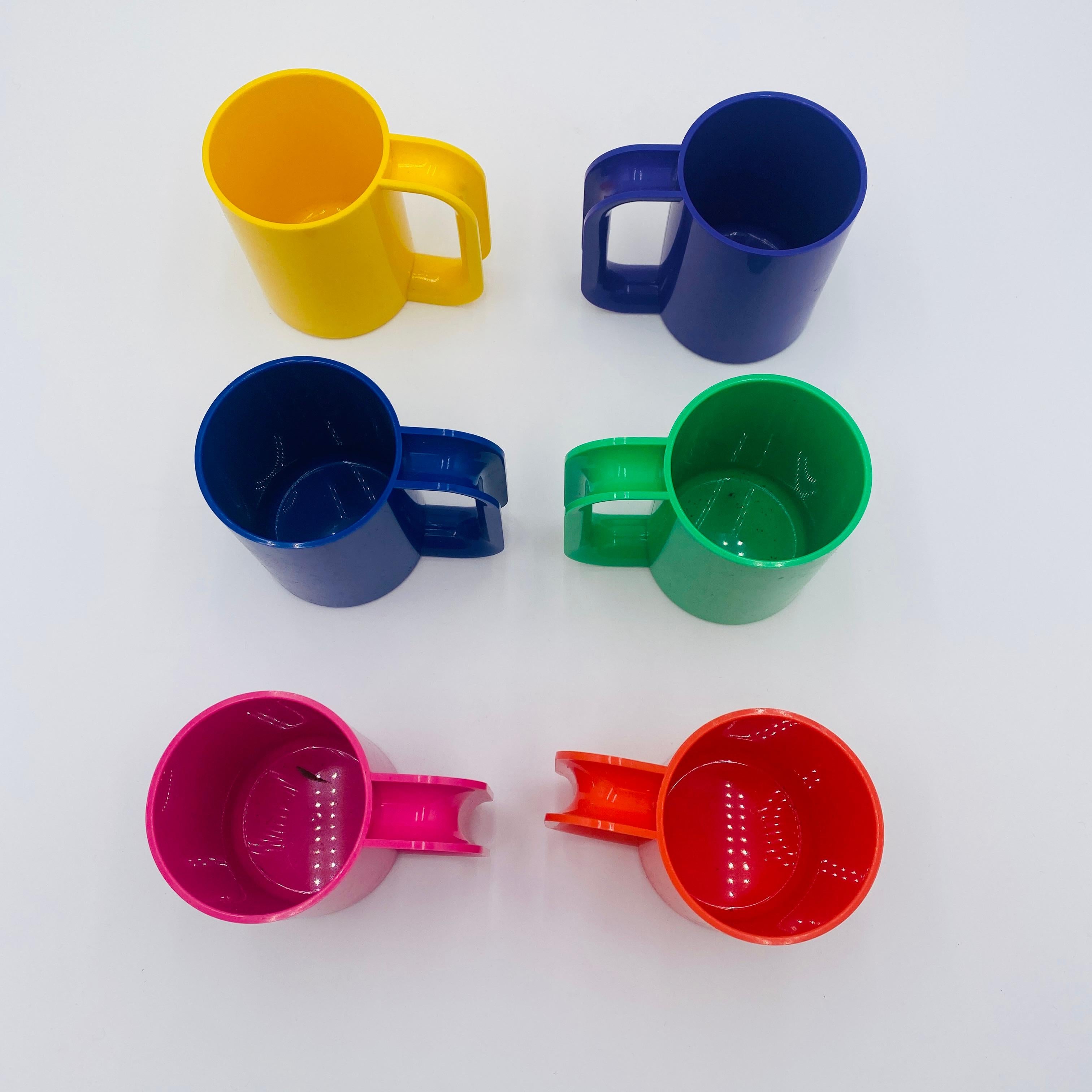 XX secolo Set di 6 tazze Heller Massimo Vignelli, vintage e di metà secolo. in vendita