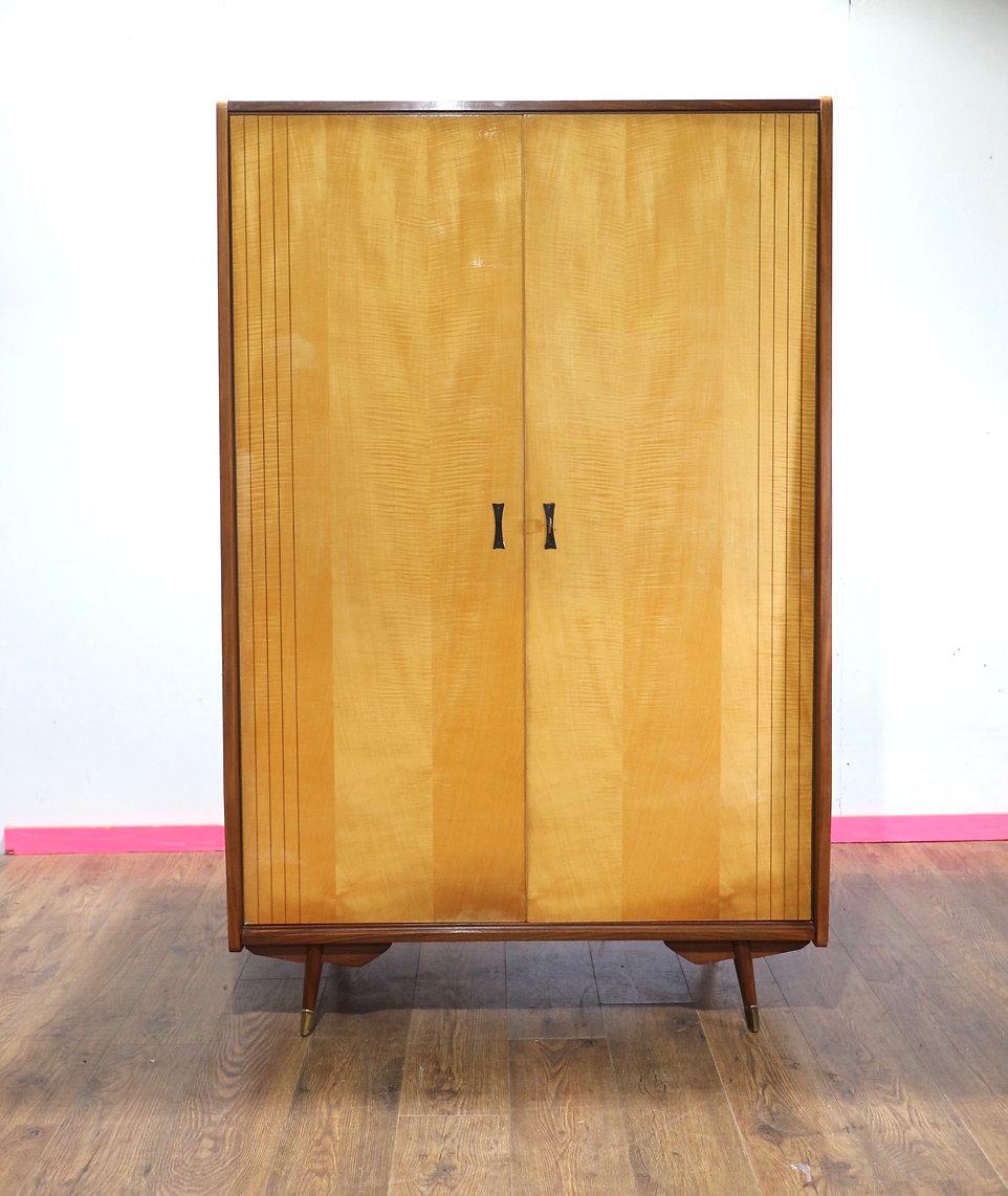 Mid Century Modern Vintage Italian Marino Maple Armoire Wardrobe Danish Style In Good Condition In Los Angeles, CA