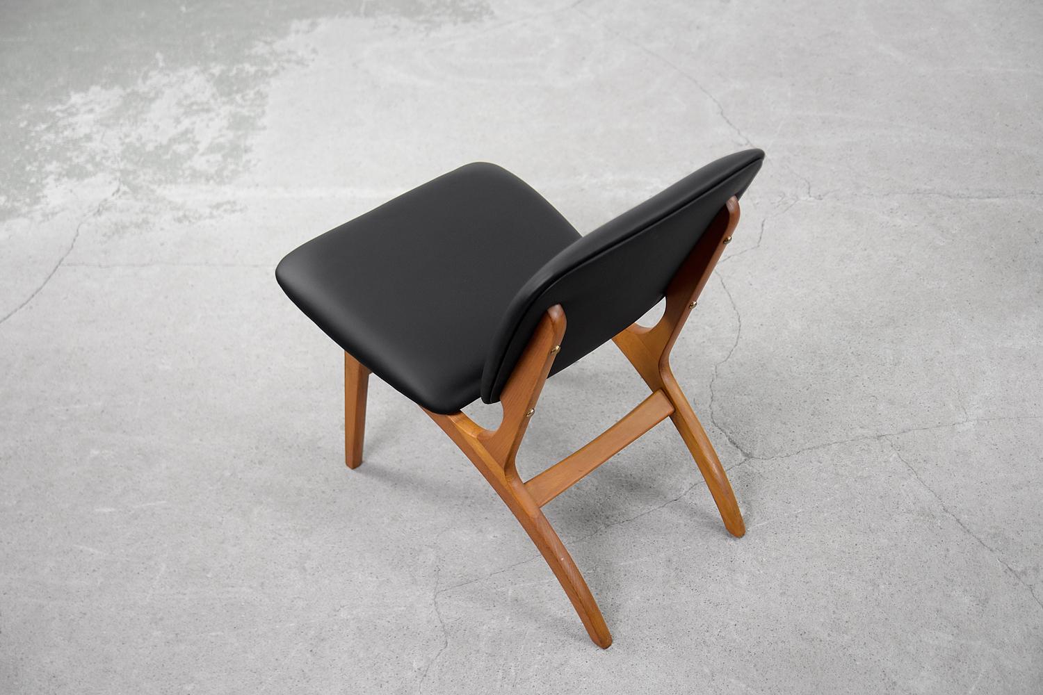 Pair of Mid-Century Modern Vintage Jylland Beech Wood Chairs from Jio Möbler For Sale 1