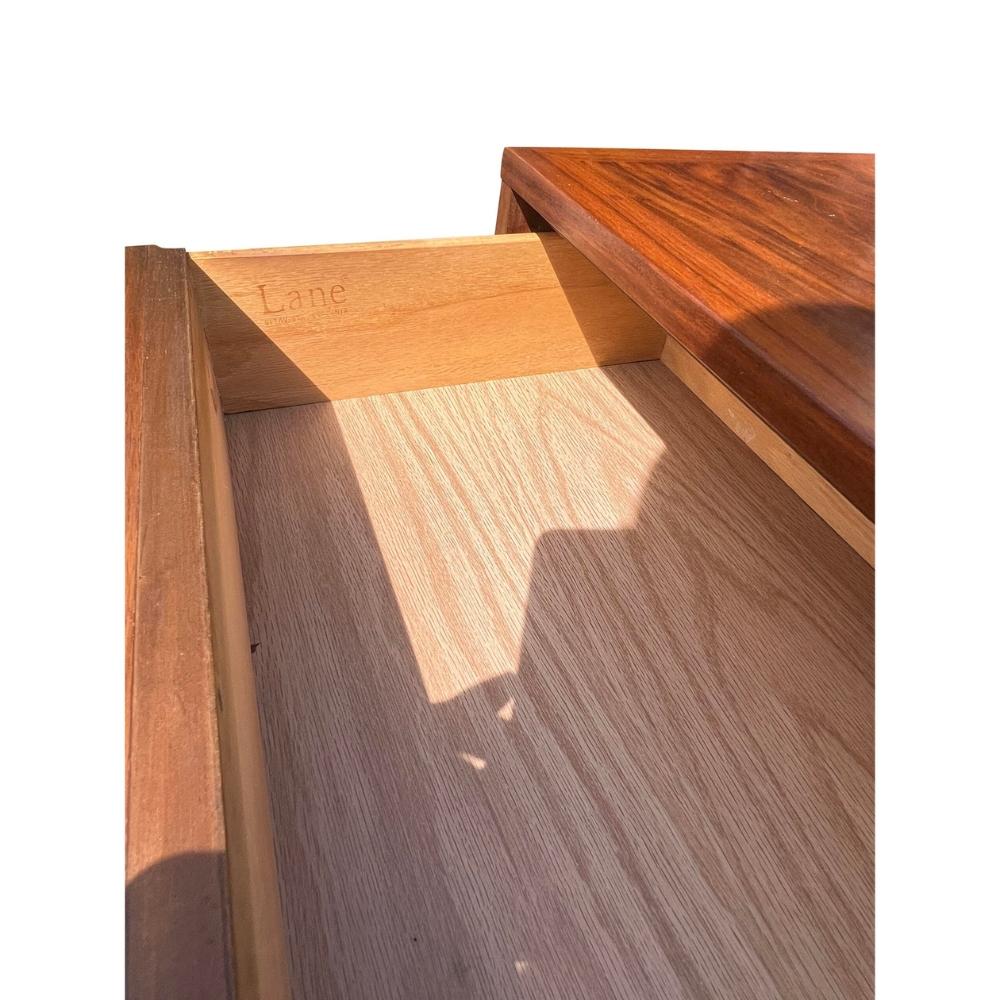 Mid Century Modern Vintage Lane's Rhythm Tall Highboy Kommode im Zustand „Gut“ im Angebot in Saddle River, NJ