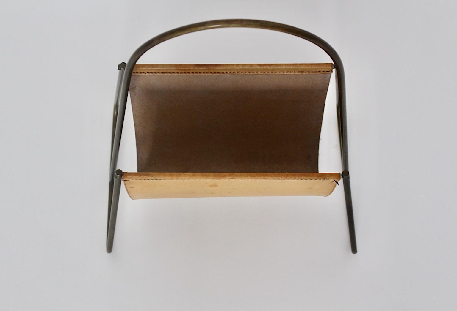 Mid-Century Modern Vintage Leather Brass Magazine Rack Carl Auböck, 1950s Vienna For Sale 7