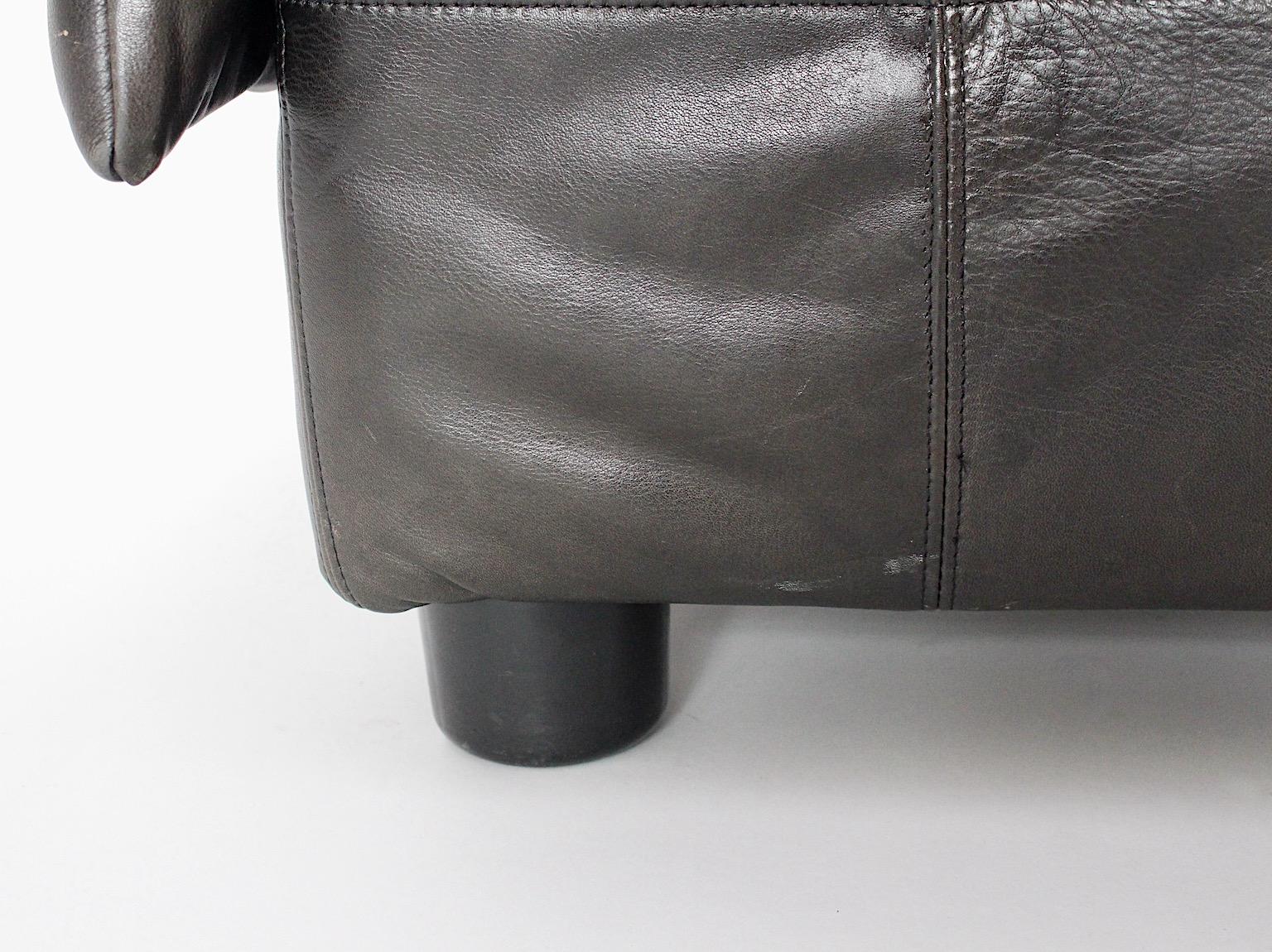 Mid-Century Modern Vintage Leather Brown Grey Black Ottoman Stool 1970s Italy For Sale 6