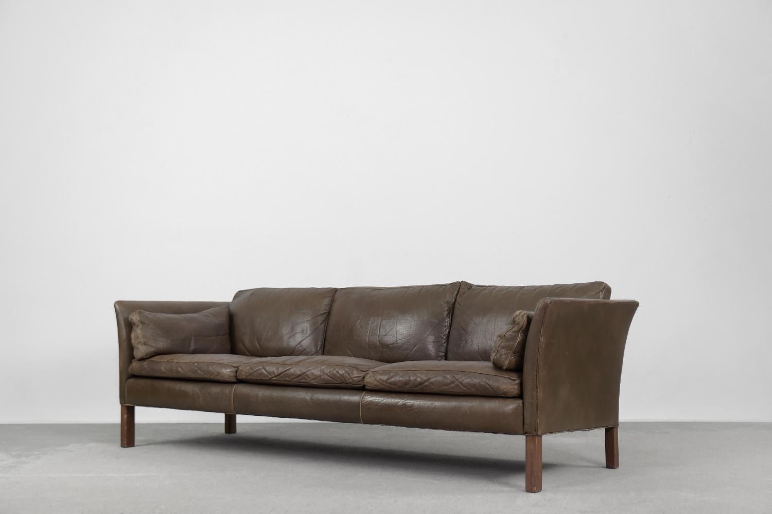 Vintage Mid-Century Modern Swedish Leather Cromwell Sofa by Arne Norell, 1960s For Sale 12