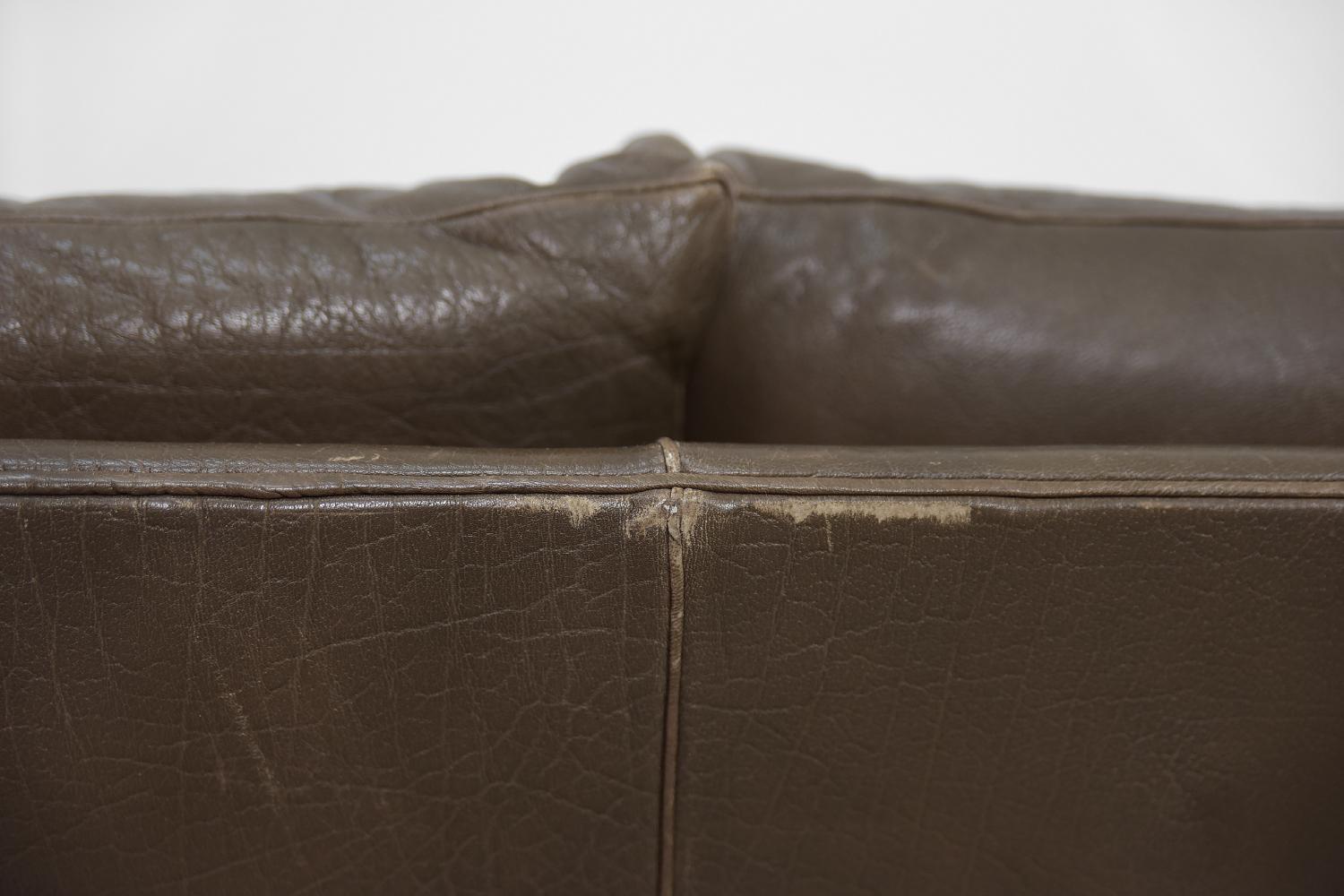 Vintage Mid-Century Modern Swedish Leather Cromwell Sofa by Arne Norell, 1960s For Sale 15