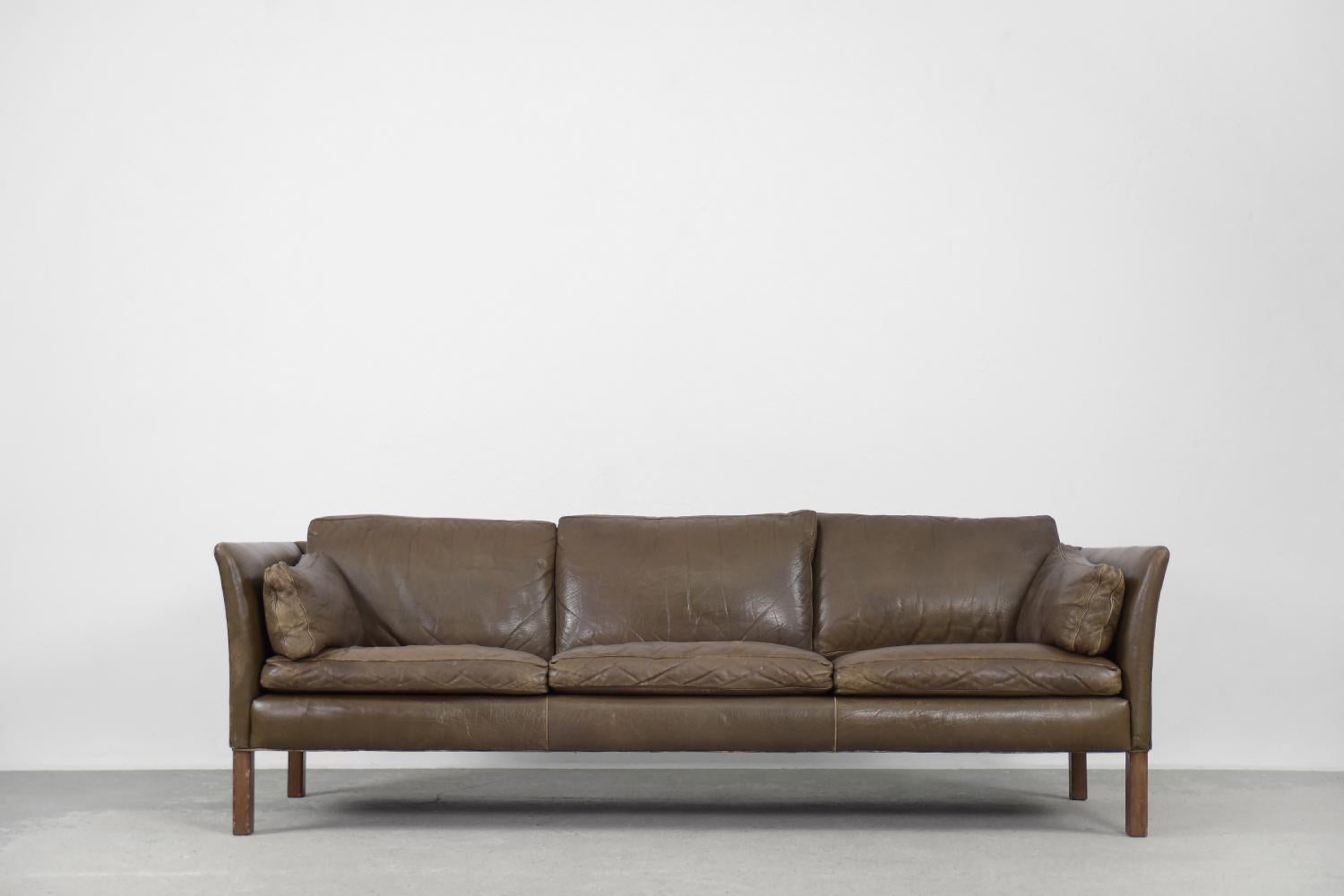 Mid-20th Century Vintage Mid-Century Modern Swedish Leather Cromwell Sofa by Arne Norell, 1960s For Sale