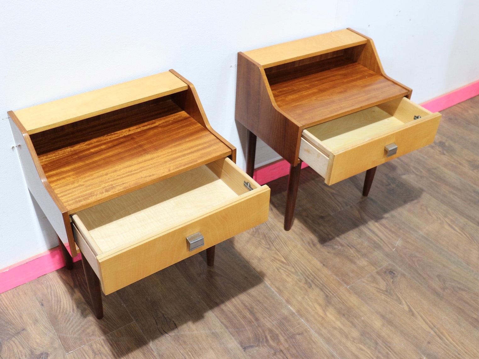 Tavolini da letto italiani in acero vintage del Mid Century Modern di Marino In condizioni buone a Los Angeles, CA